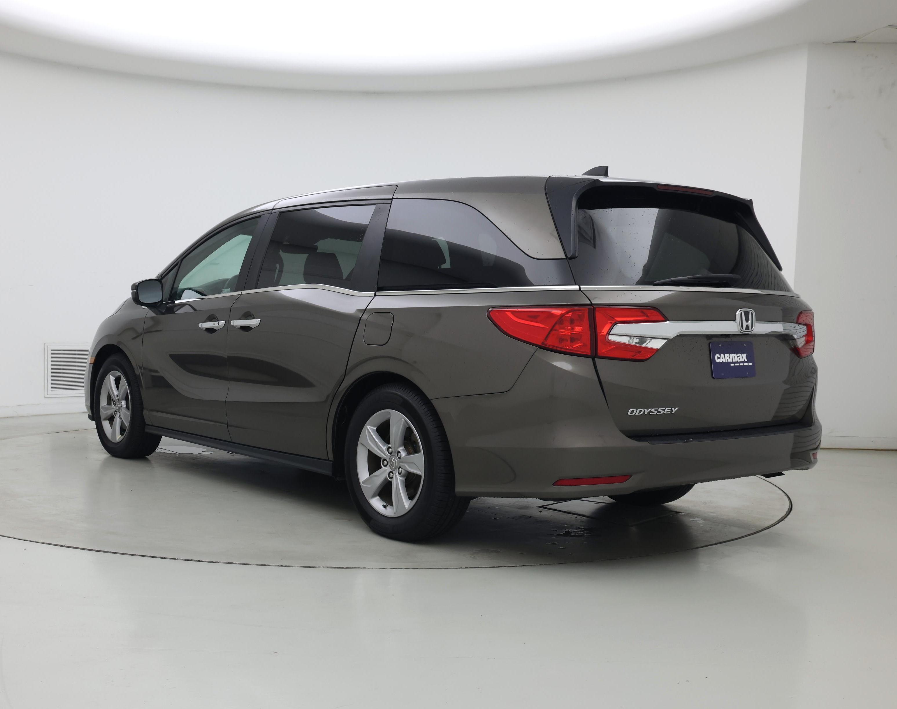 Thumbnail: 2019 Honda Odyssey - 2