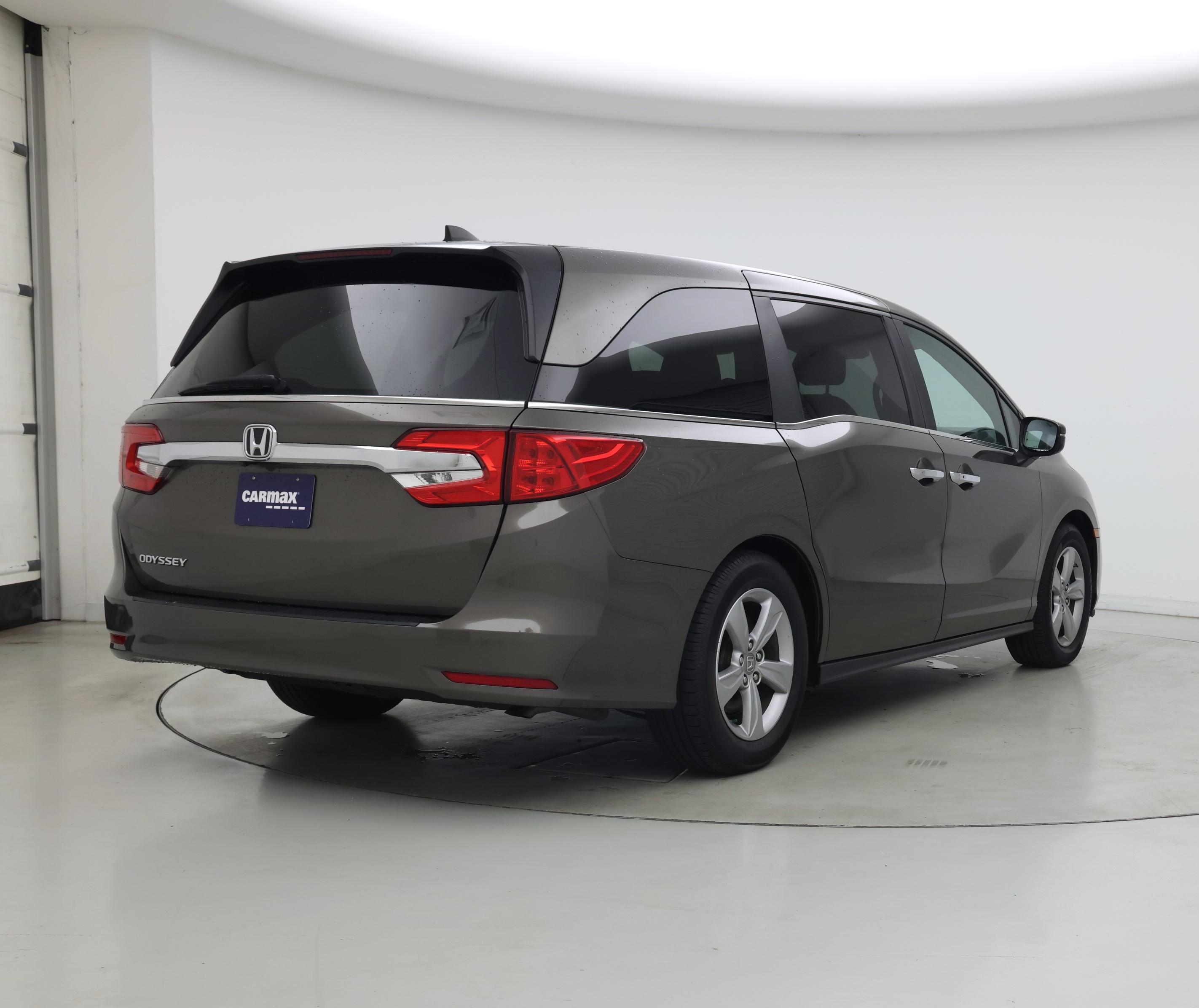 Thumbnail: 2019 Honda Odyssey - 8