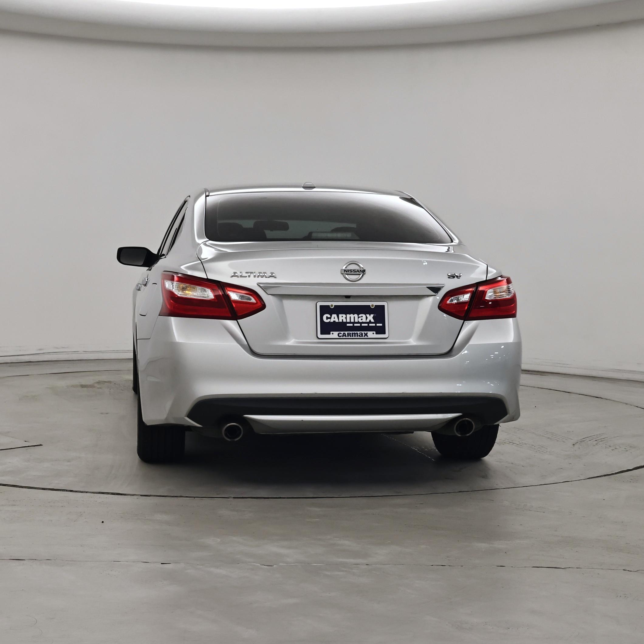 Thumbnail: 2017 Nissan Altima - 6