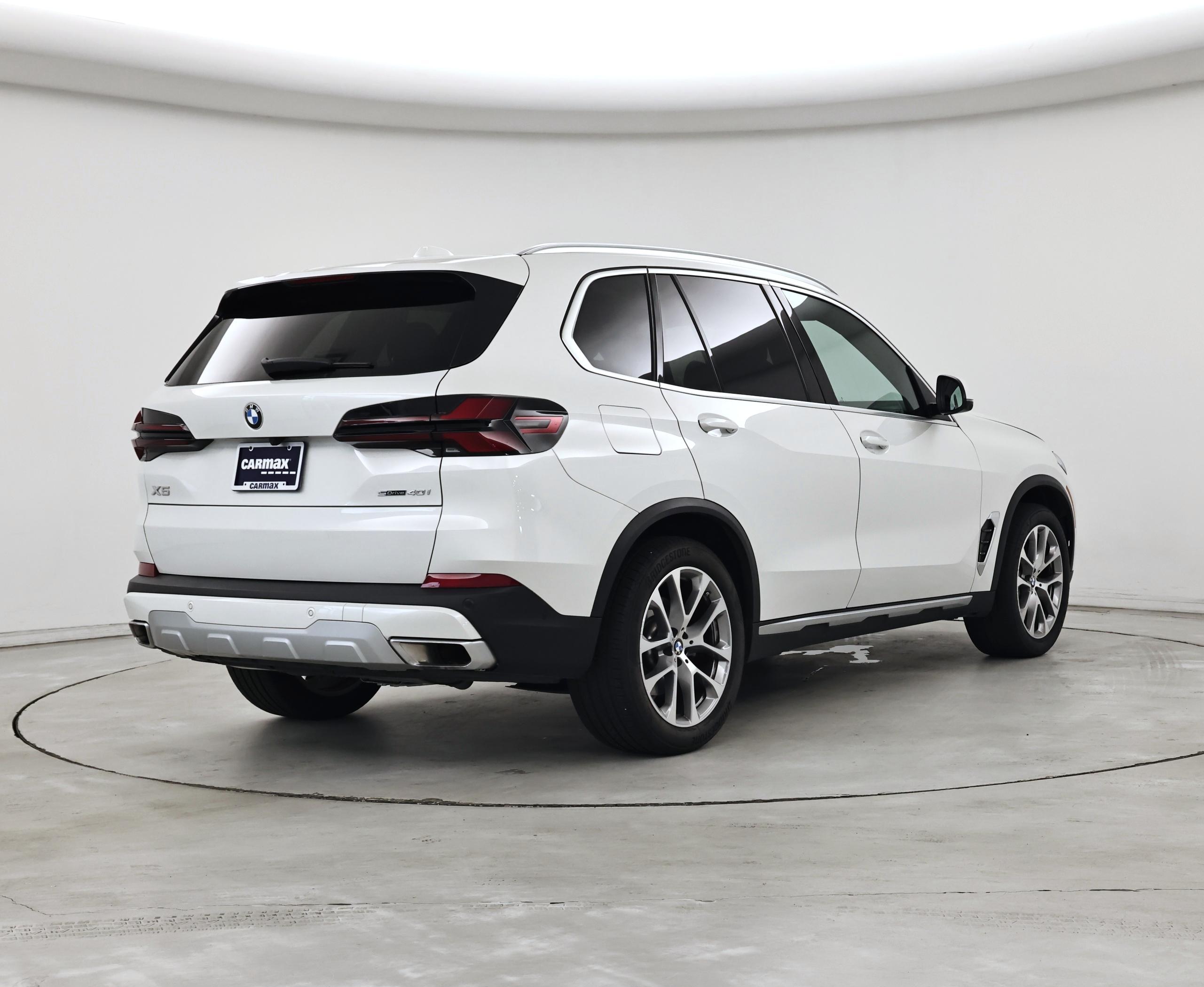 Thumbnail: 2024 BMW X5 - 8