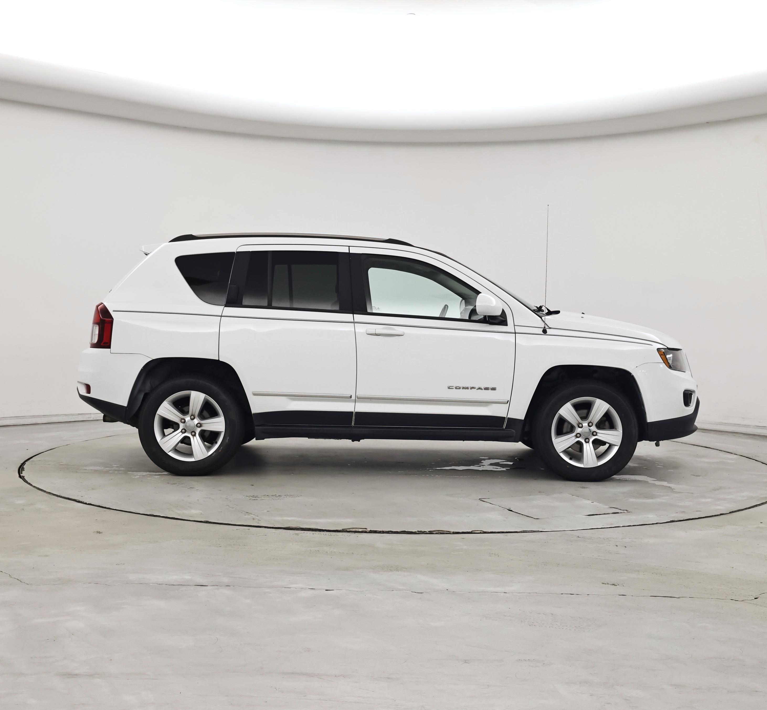 Thumbnail: 2015 Jeep Compass - 7