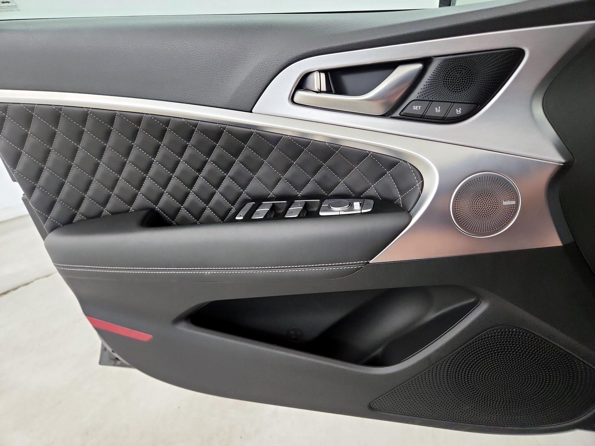 Thumbnail: 2020 Genesis G70 - 12