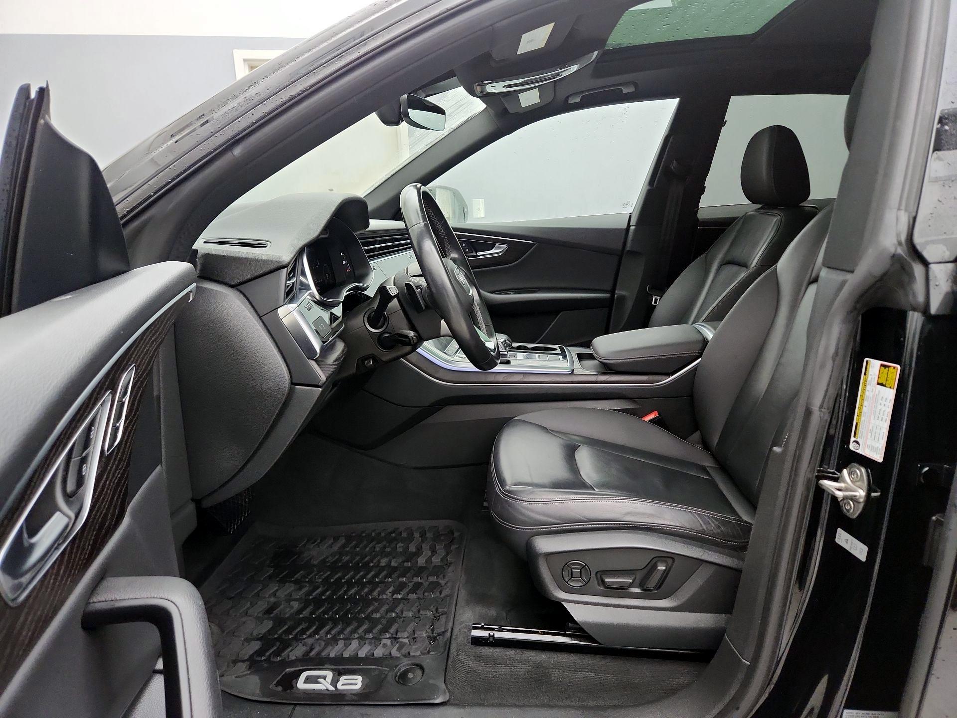Thumbnail: 2021 Audi Q8 - 11