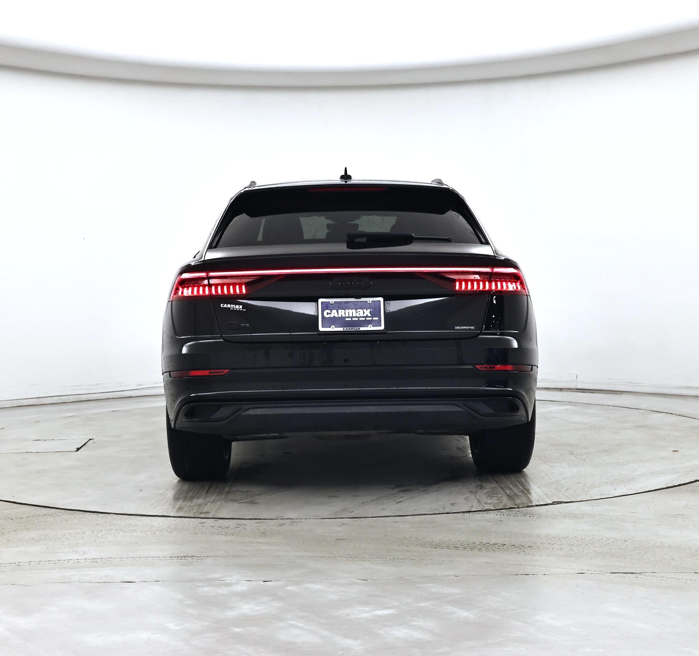 Thumbnail: 2021 Audi Q8 - 6