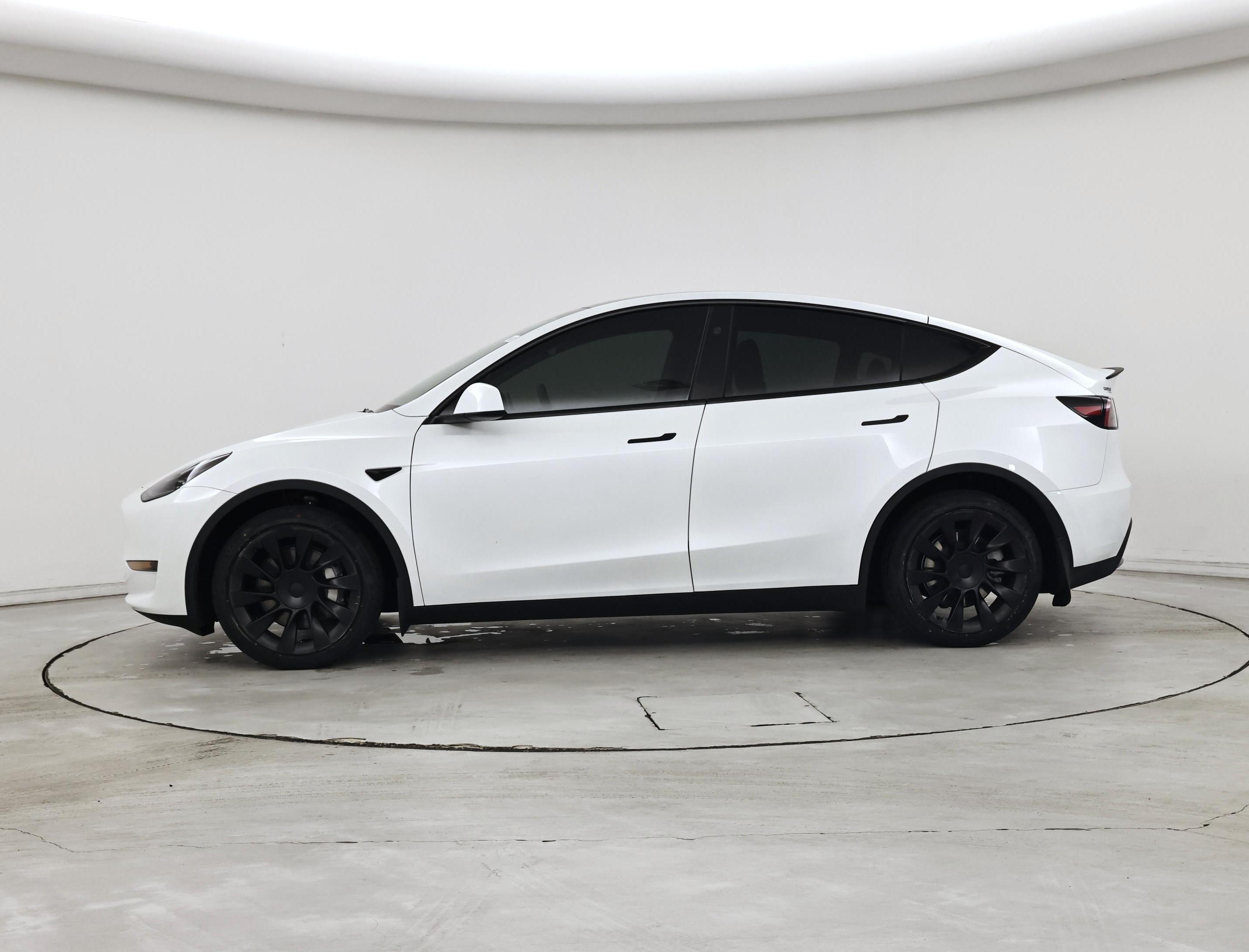 Thumbnail: 2024 Tesla Model Y - 3