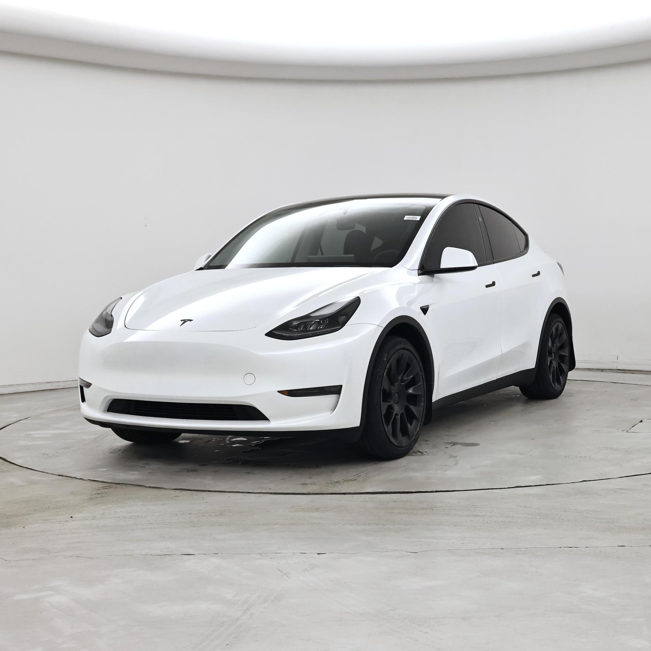 Thumbnail: 2024 Tesla Model Y - 4