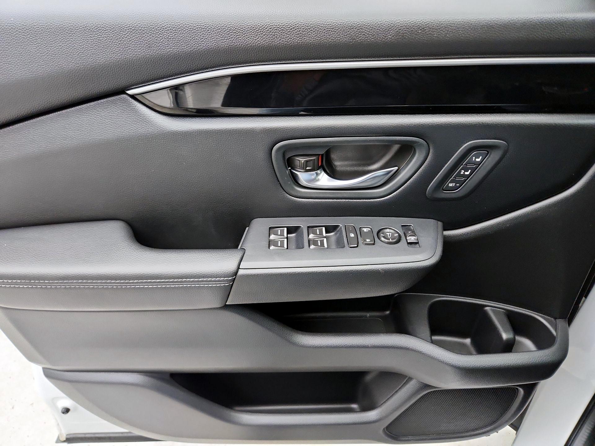 Thumbnail: 2023 Honda Pilot - 12