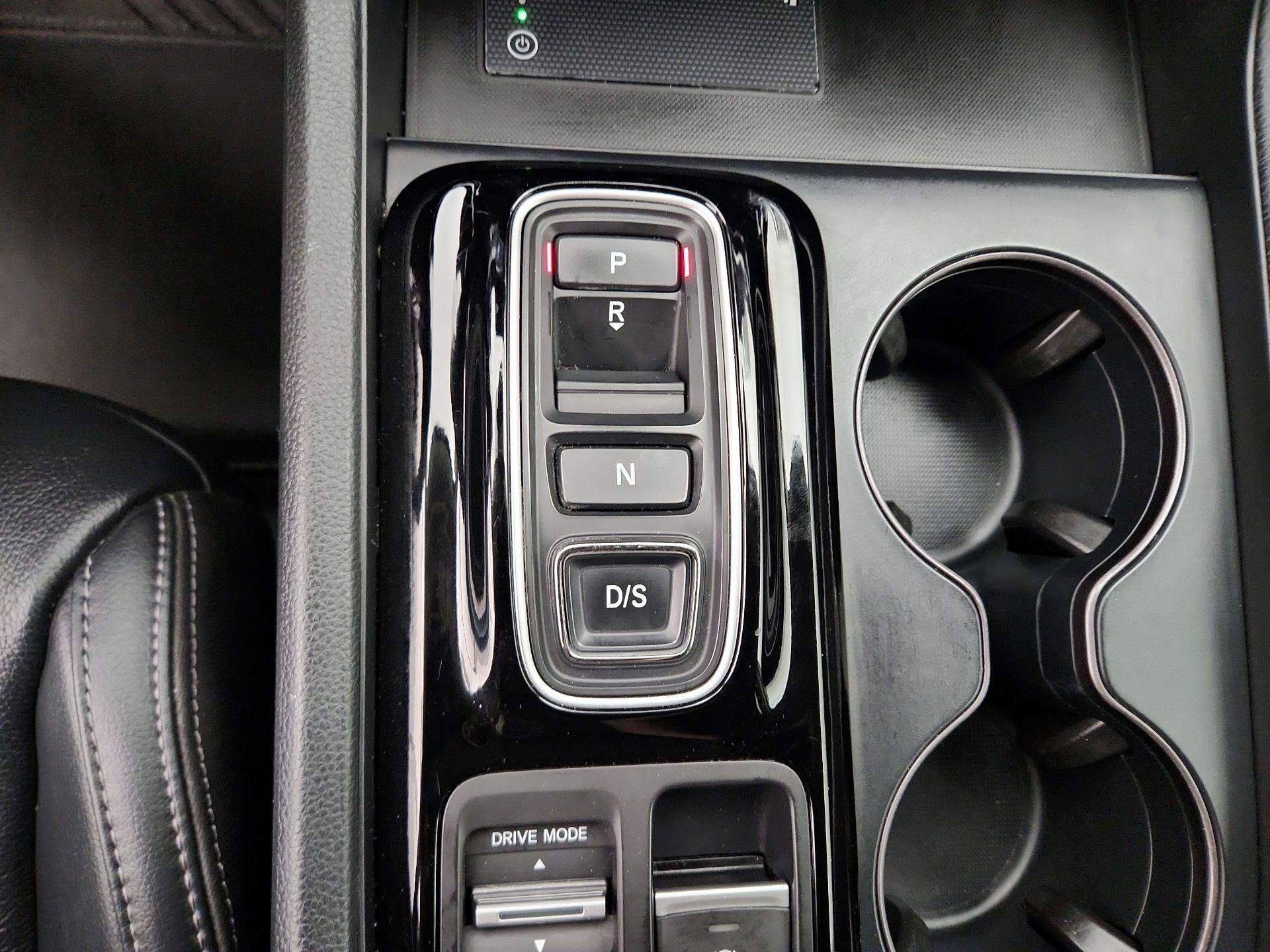 Thumbnail: 2023 Honda Pilot - 17