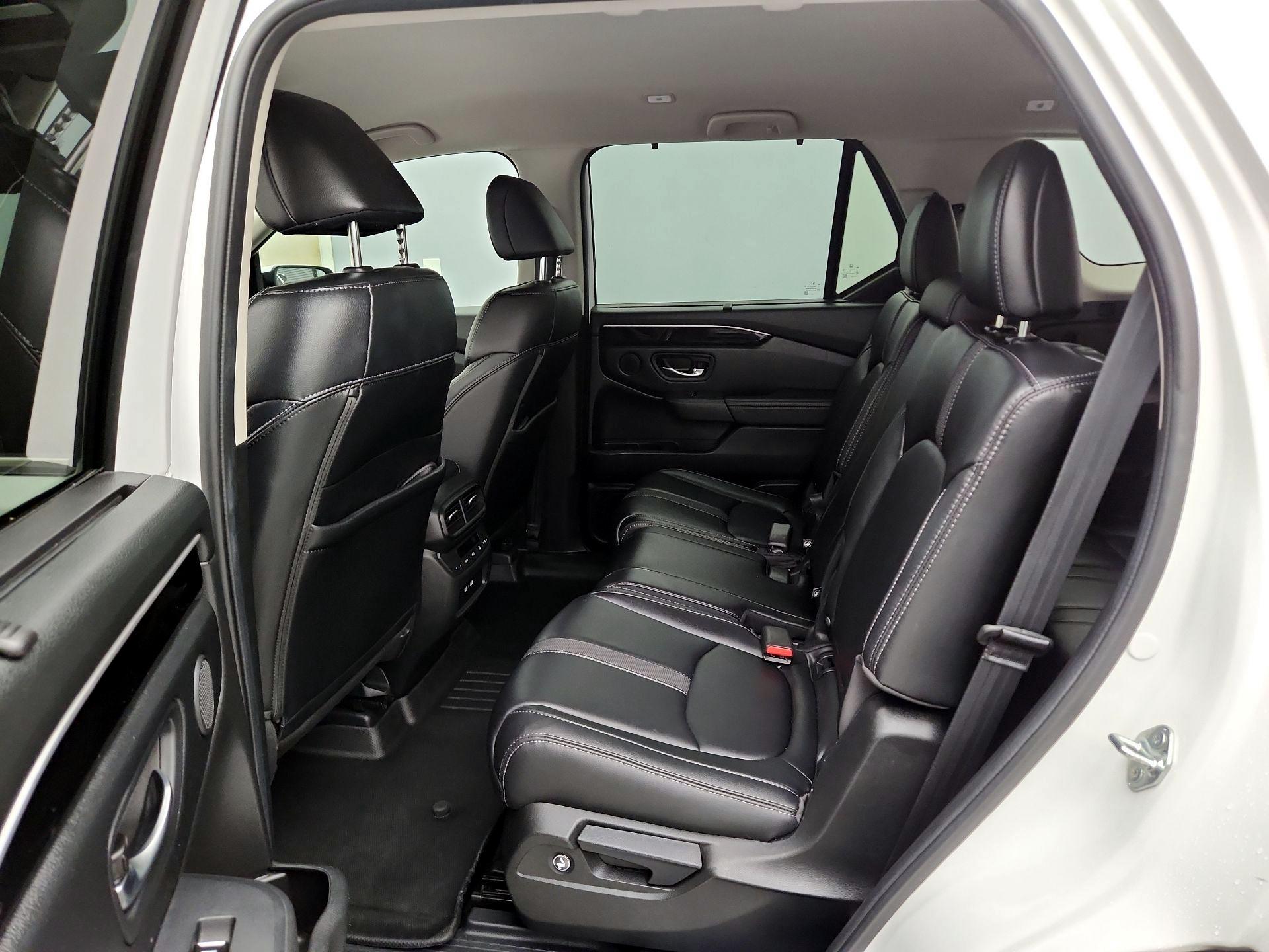 Thumbnail: 2023 Honda Pilot - 19