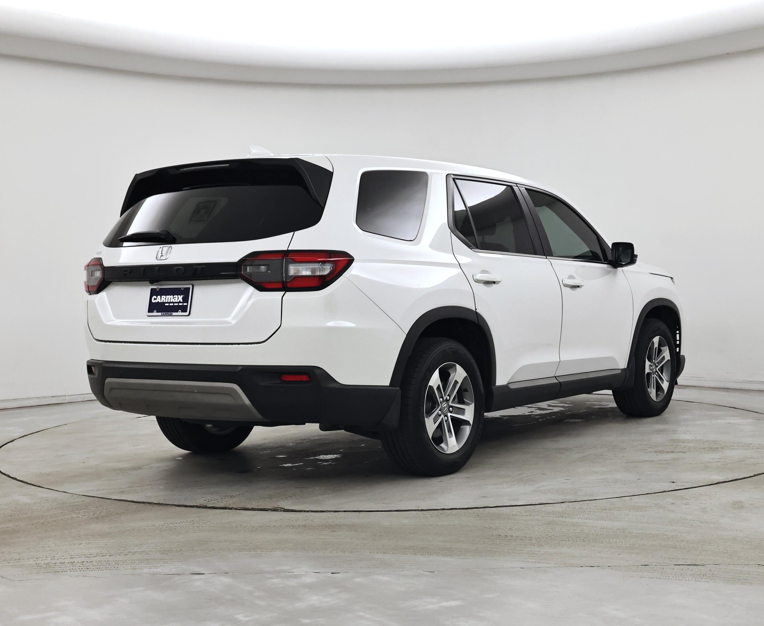 Thumbnail: 2023 Honda Pilot - 8