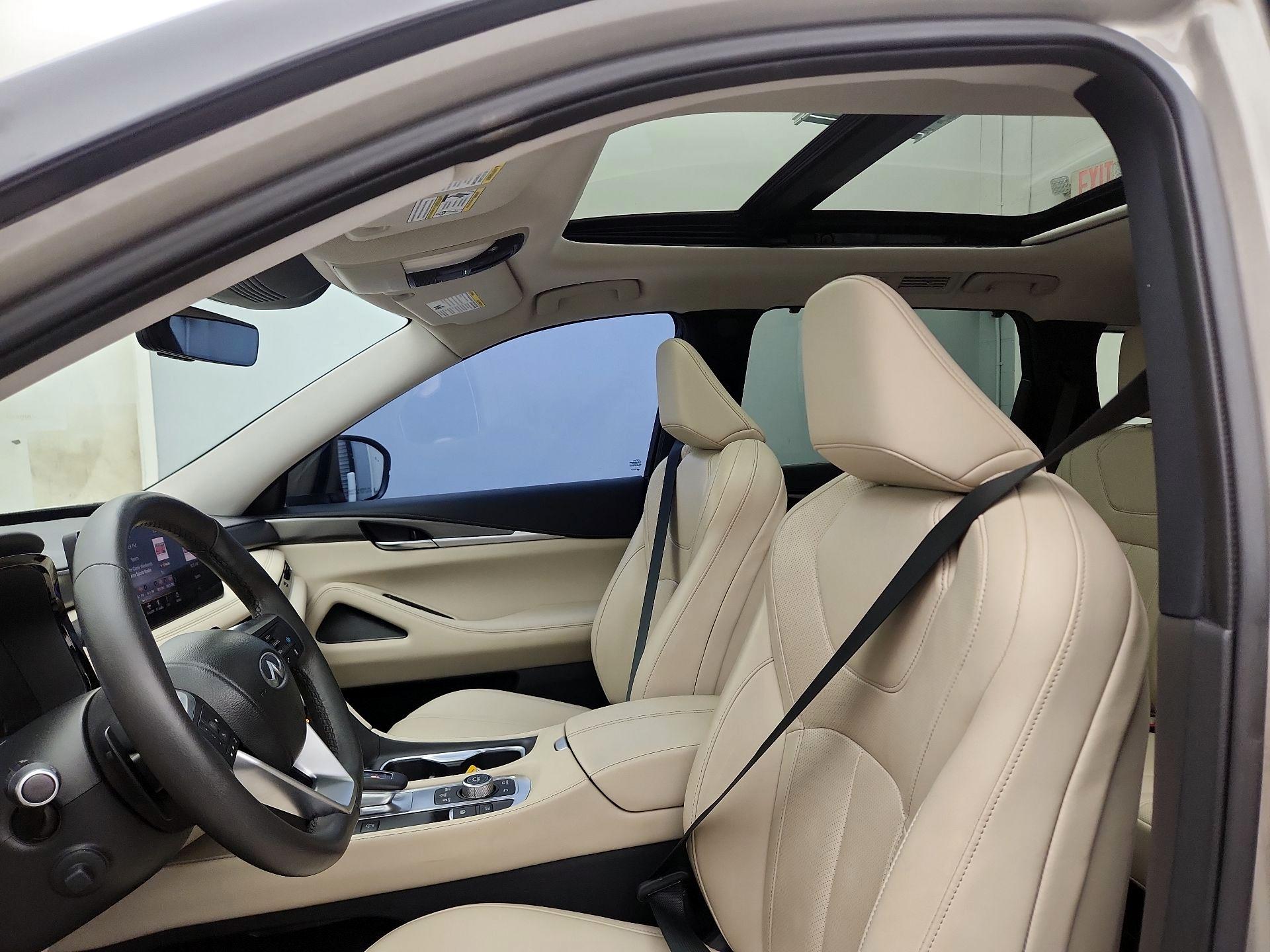 Thumbnail: 2023 INFINITI QX60 - 19