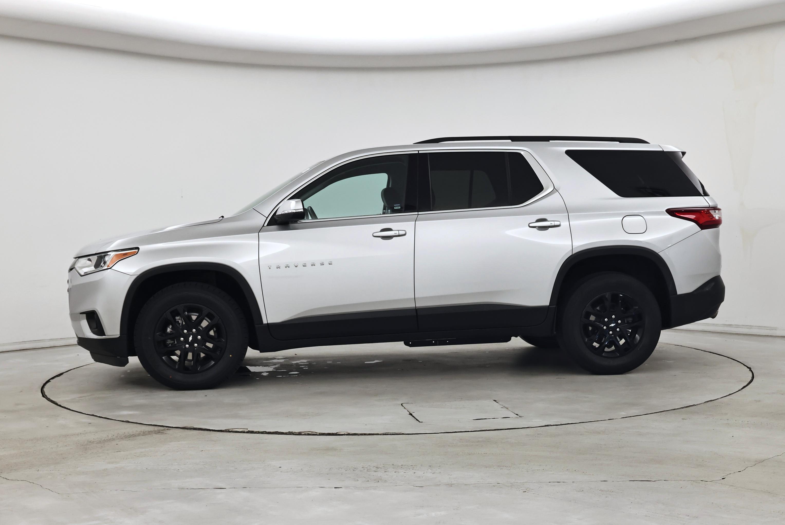 Thumbnail: 2021 Chevrolet Traverse - 3