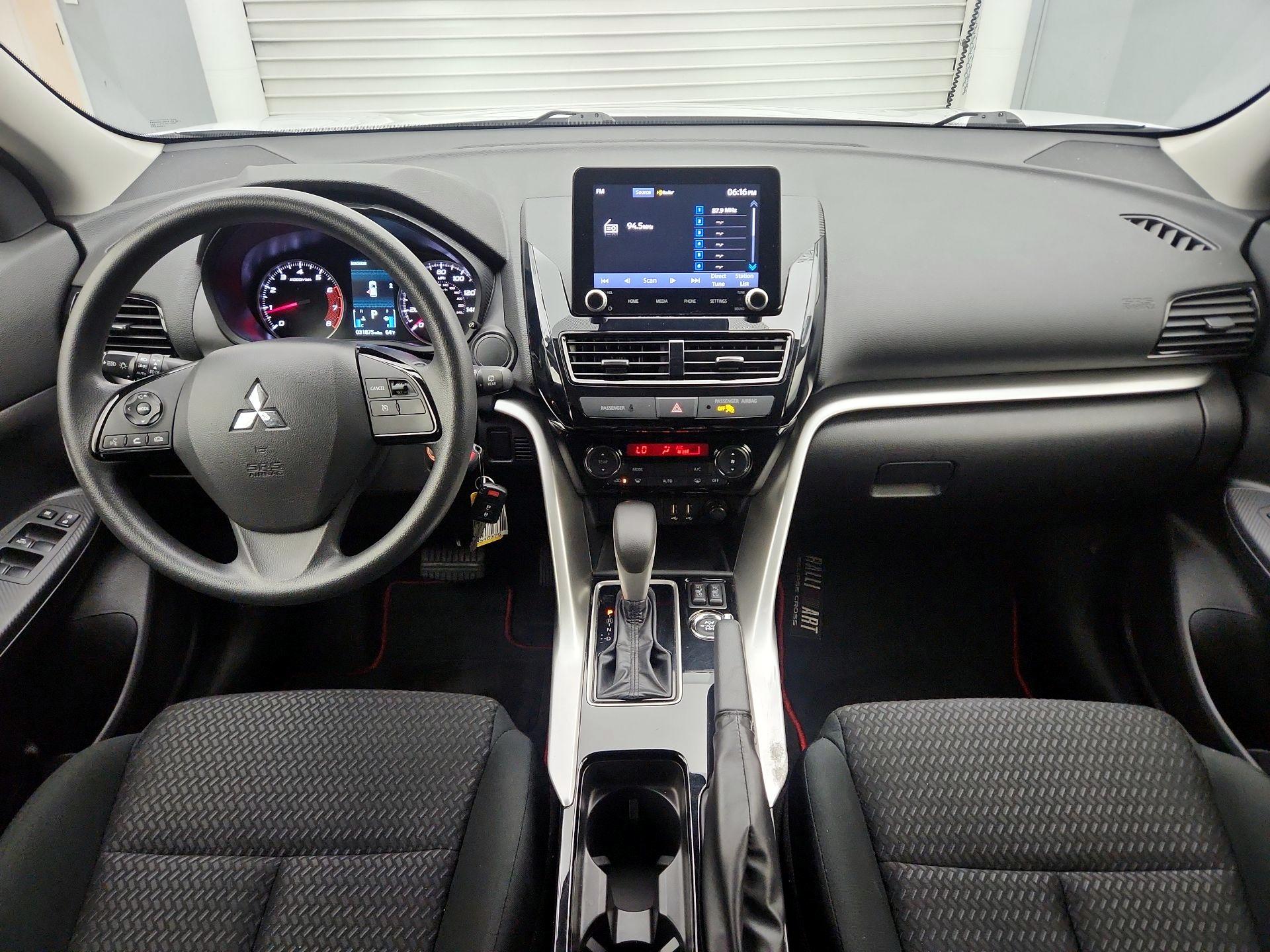 Thumbnail: 2023 Mitsubishi Eclipse Cross - 9