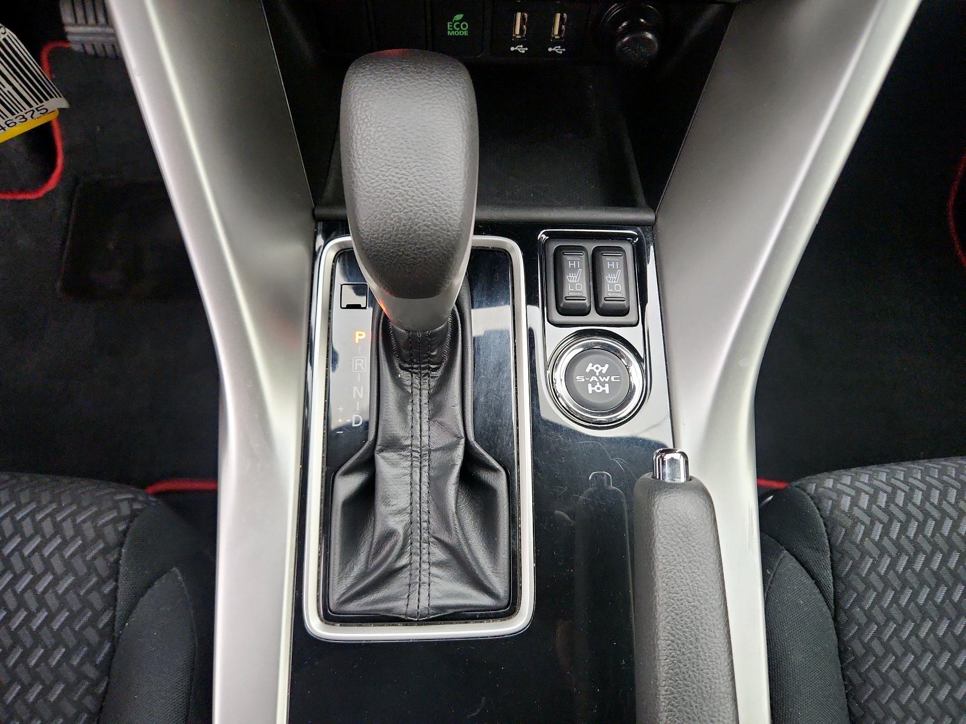 Thumbnail: 2023 Mitsubishi Eclipse Cross - 17