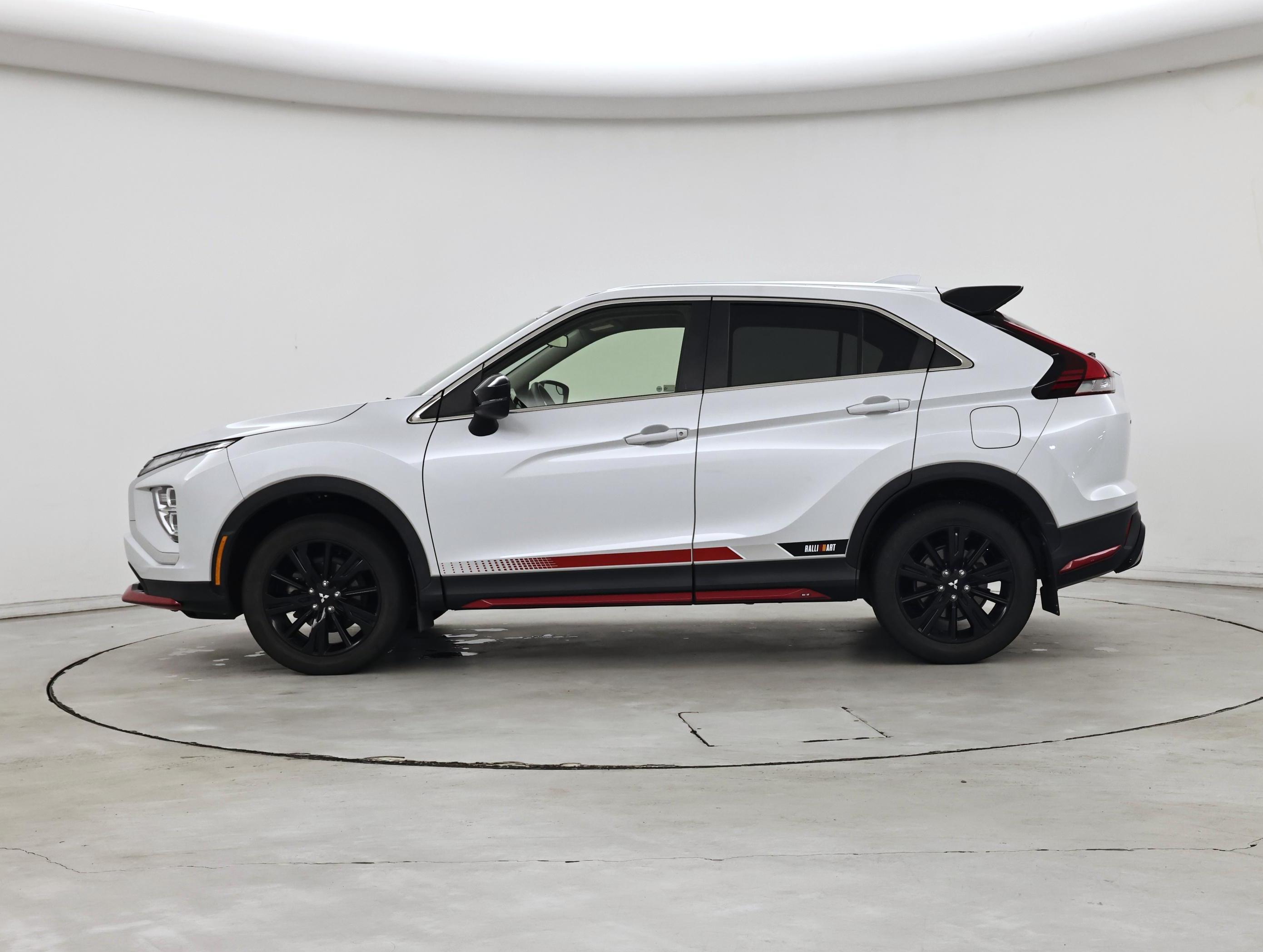 Thumbnail: 2023 Mitsubishi Eclipse Cross - 3