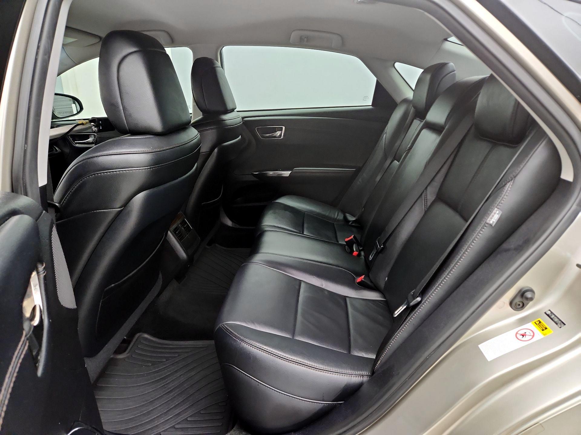 Thumbnail: 2015 Toyota Avalon - 19