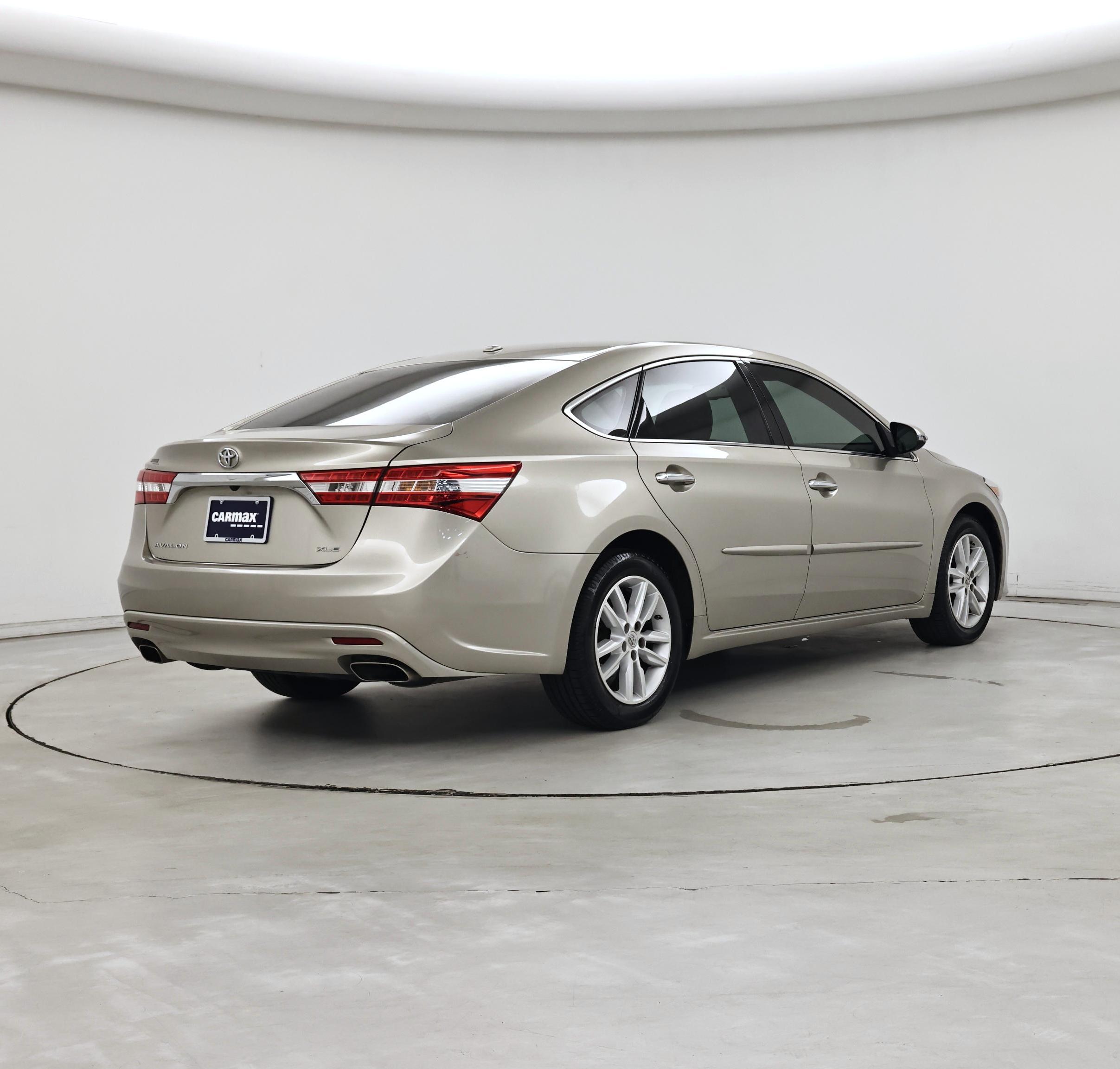 Thumbnail: 2015 Toyota Avalon - 8