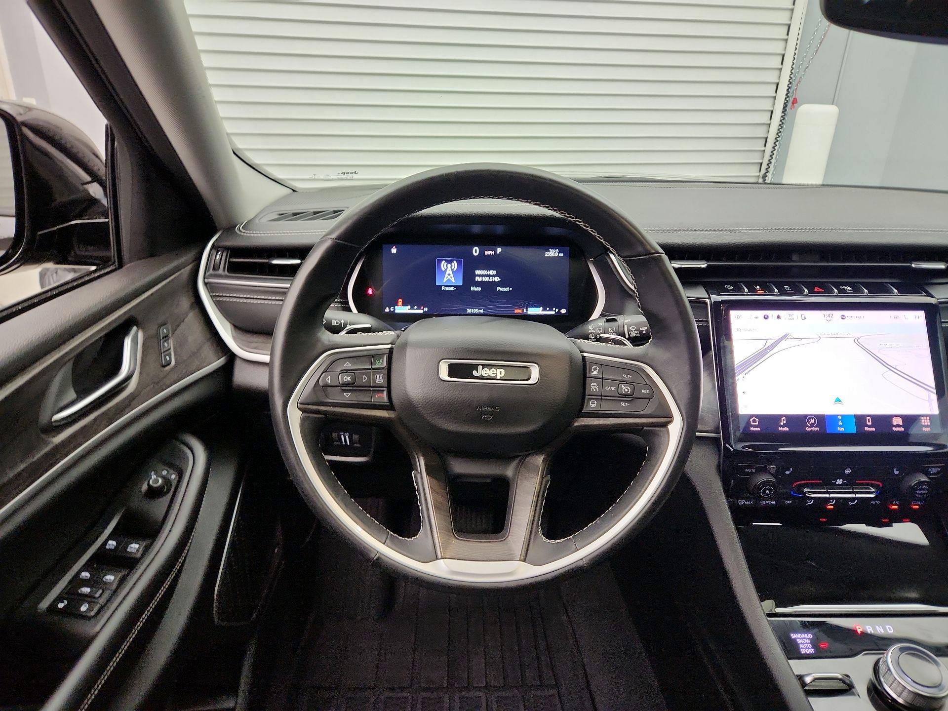Thumbnail: 2021 Jeep Grand Cherokee L - 10