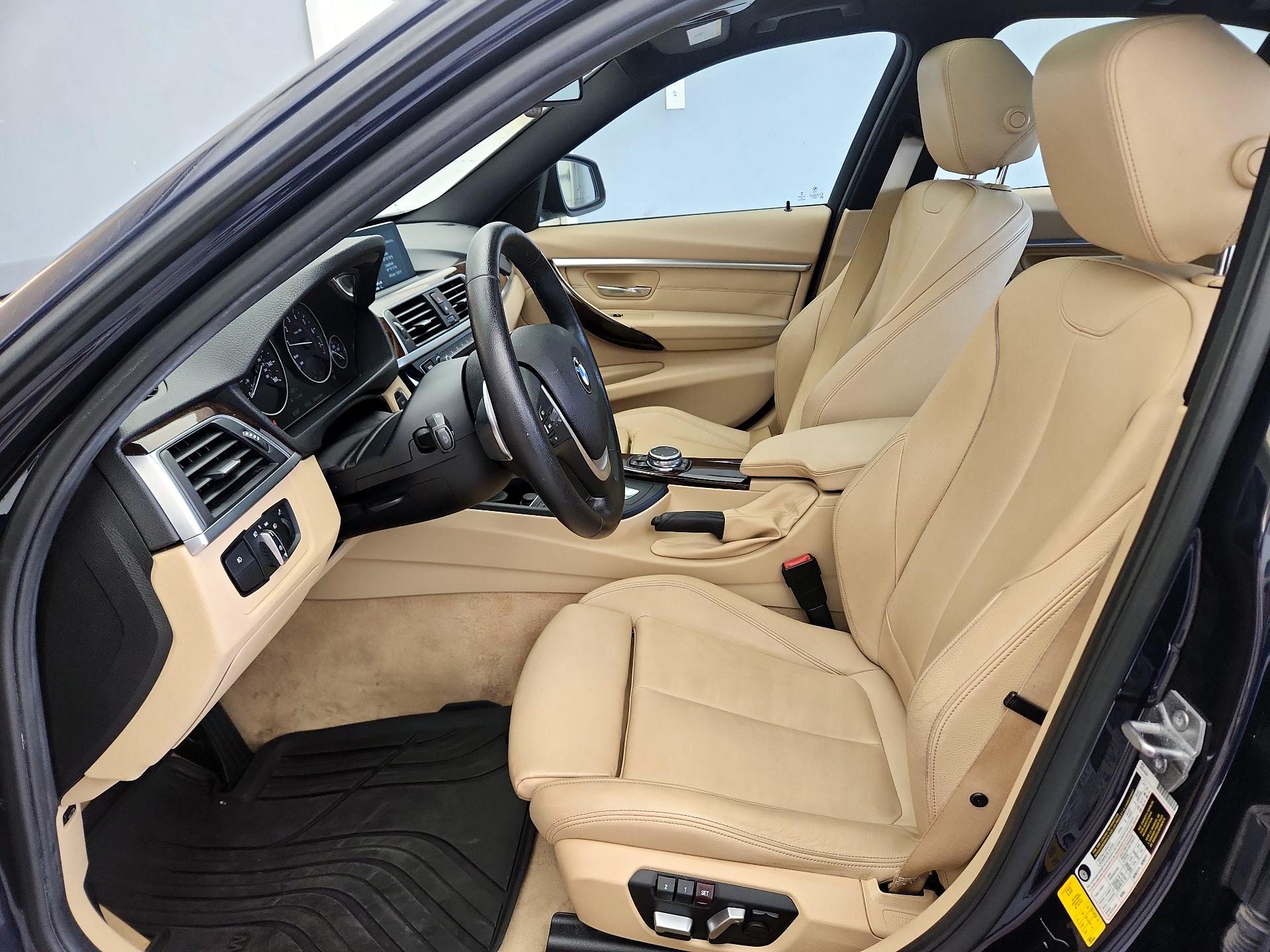 Thumbnail: 2016 BMW 3 Series - 11