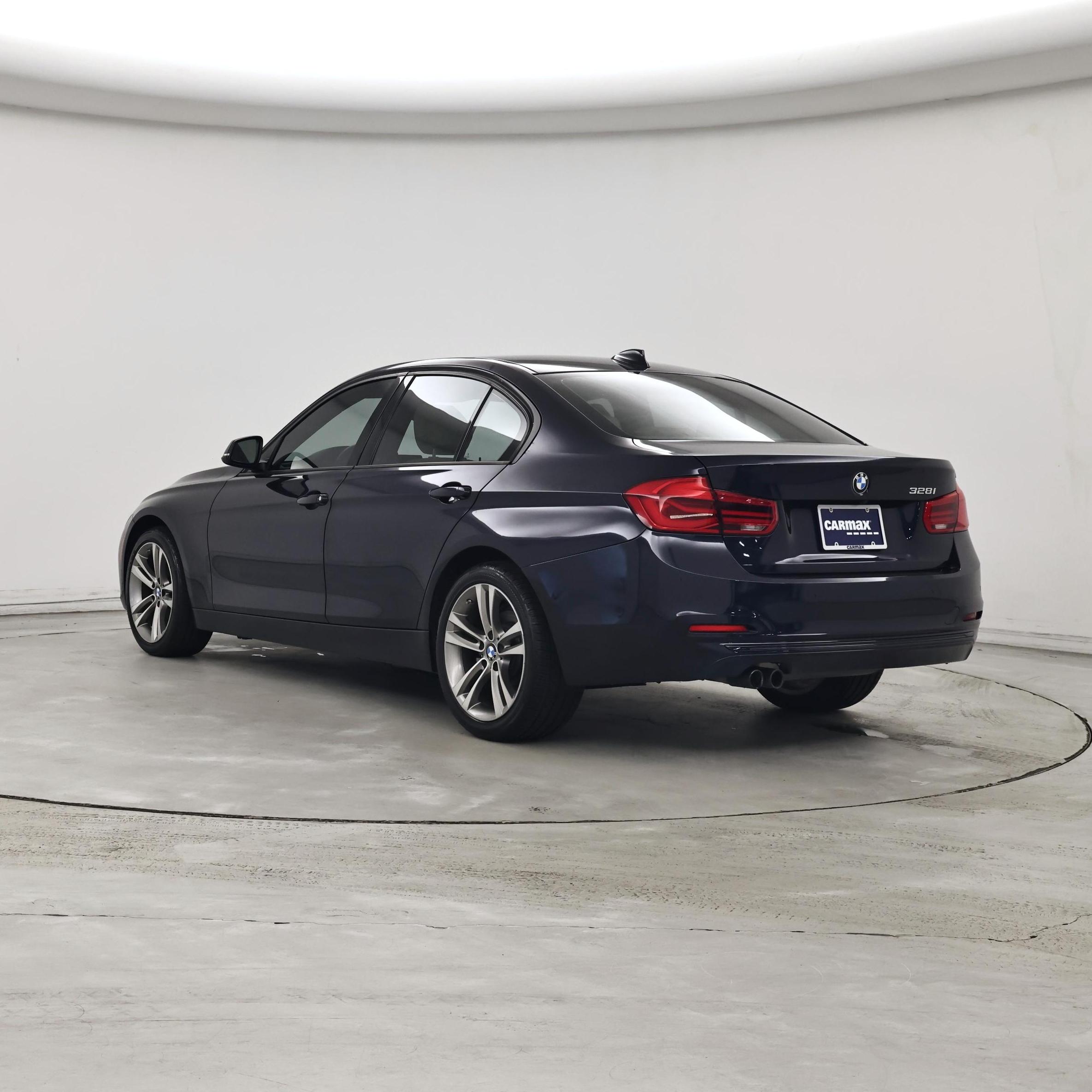 Thumbnail: 2016 BMW 3 Series - 2
