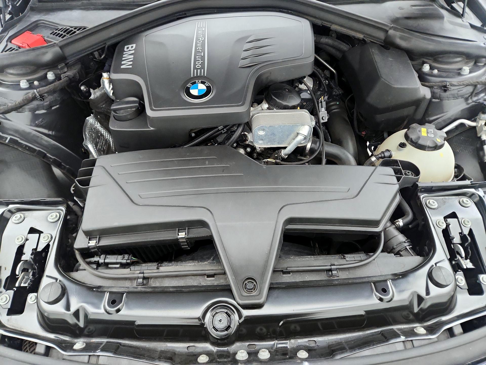 Thumbnail: 2016 BMW 3 Series - 20
