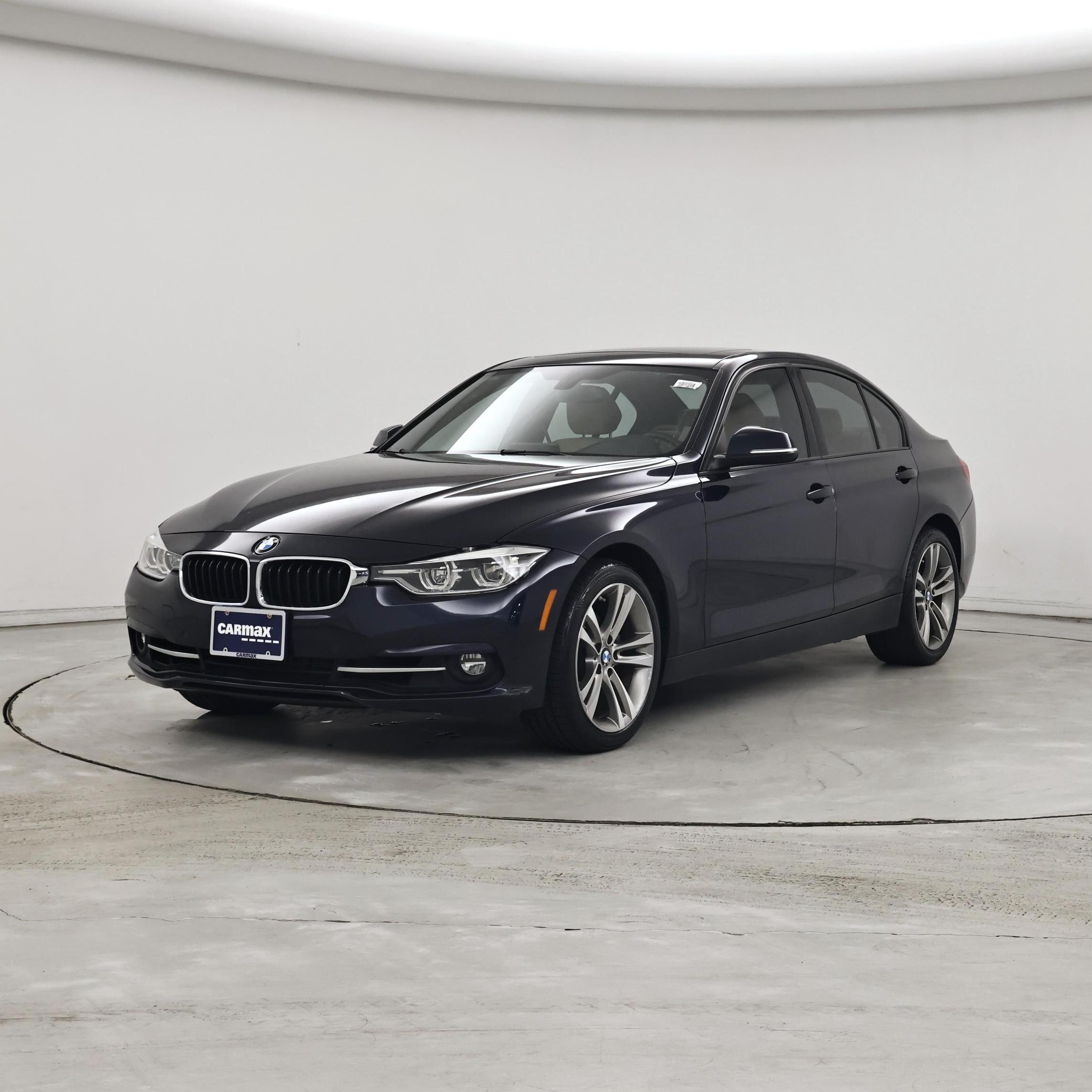 Thumbnail: 2016 BMW 3 Series - 4