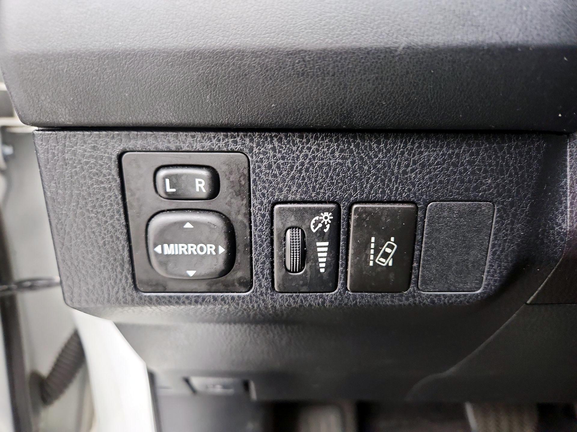 Thumbnail: 2017 Toyota RAV4 - 13
