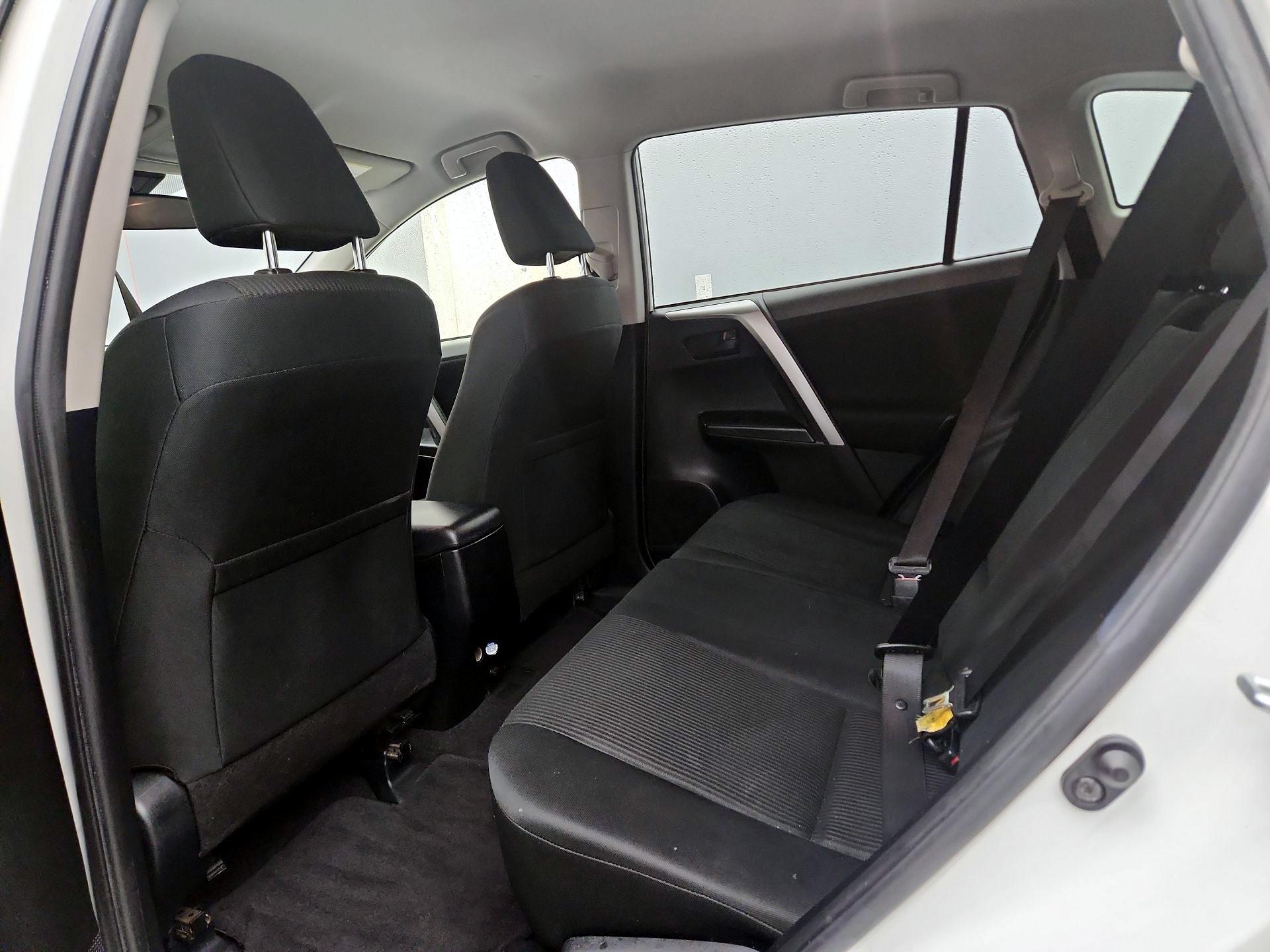 Thumbnail: 2017 Toyota RAV4 - 19