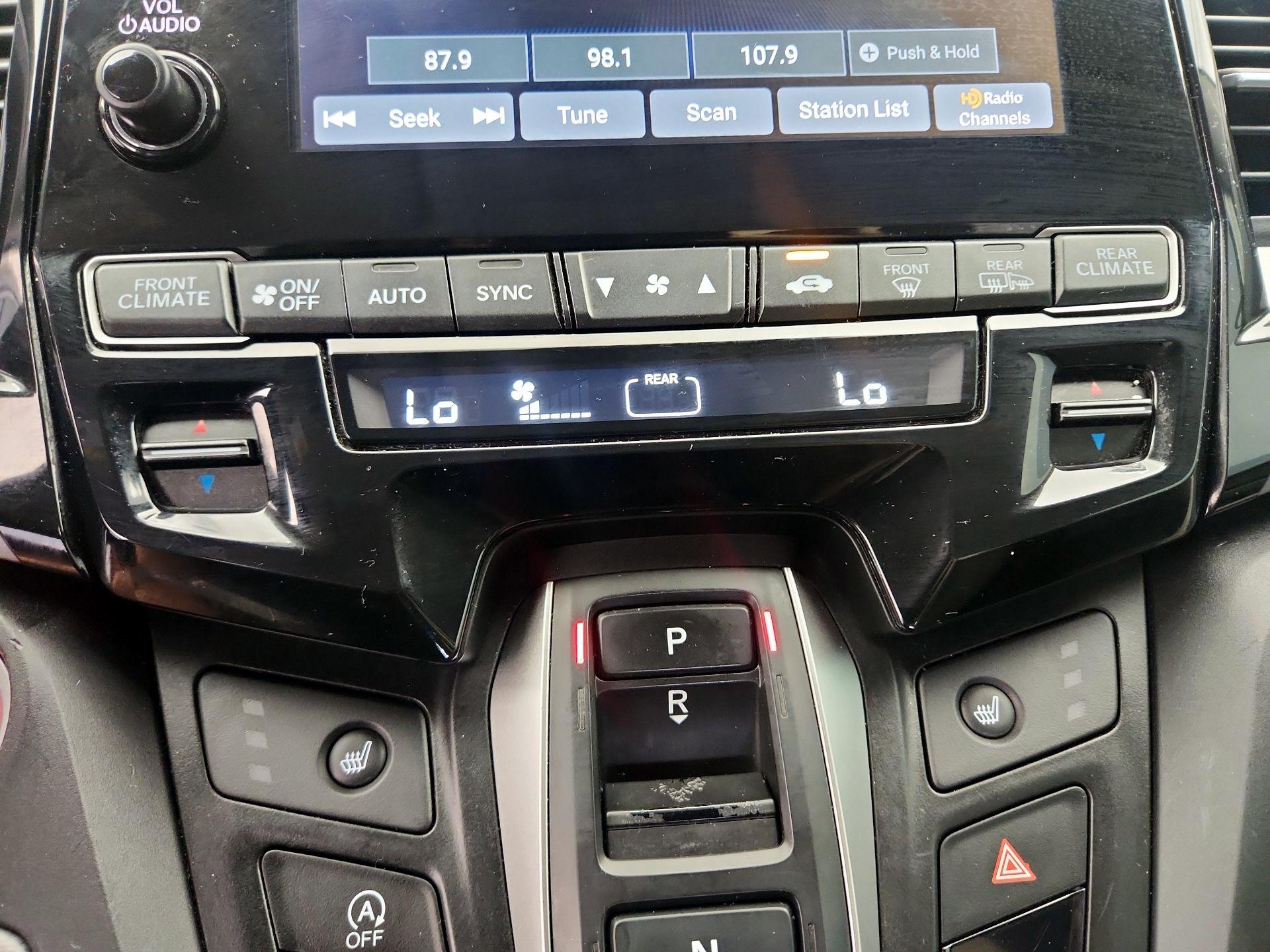 Thumbnail: 2020 Honda Odyssey - 16