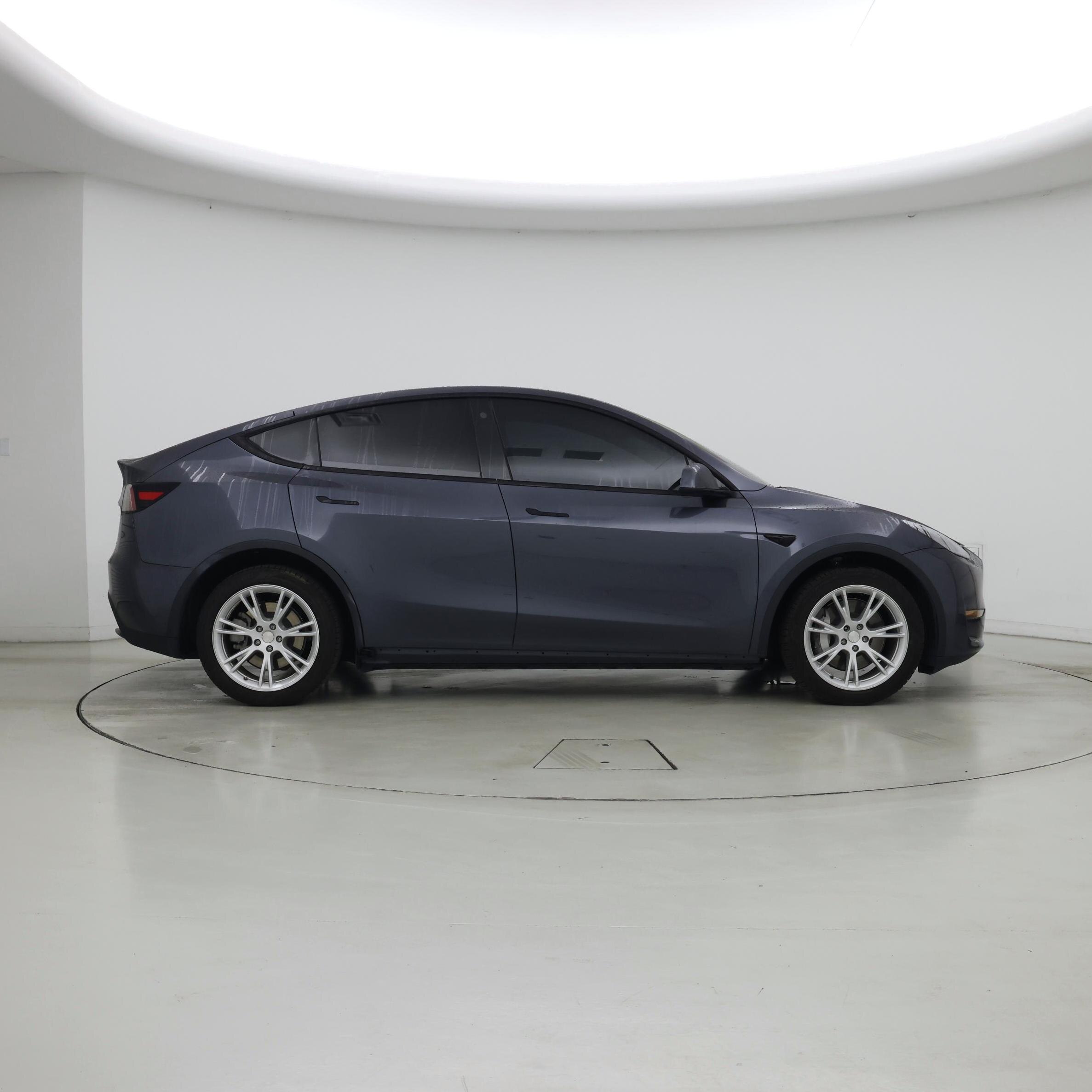 Thumbnail: 2023 Tesla Model Y - 7
