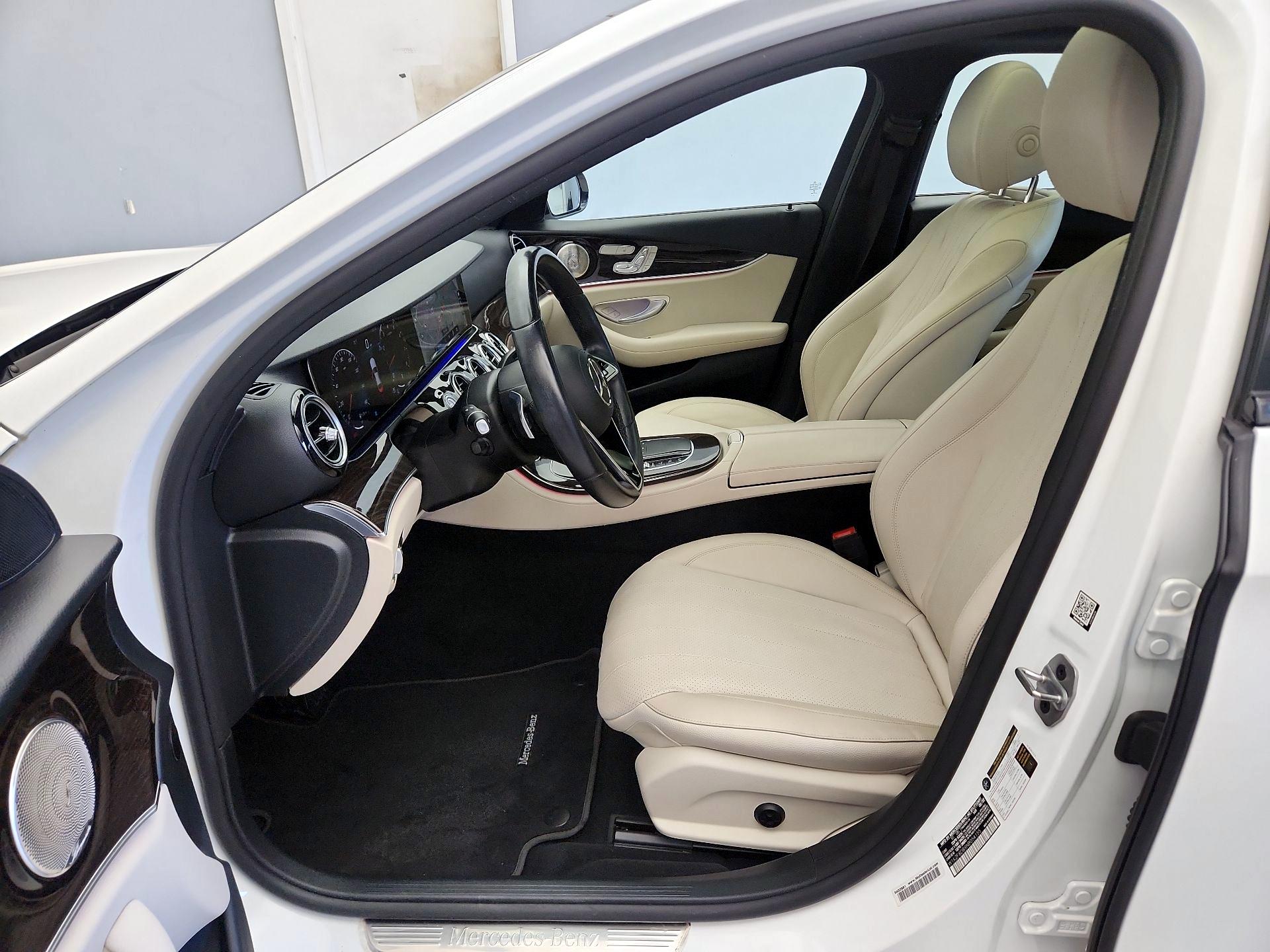 Thumbnail: 2022 Mercedes-Benz E-Class - 11