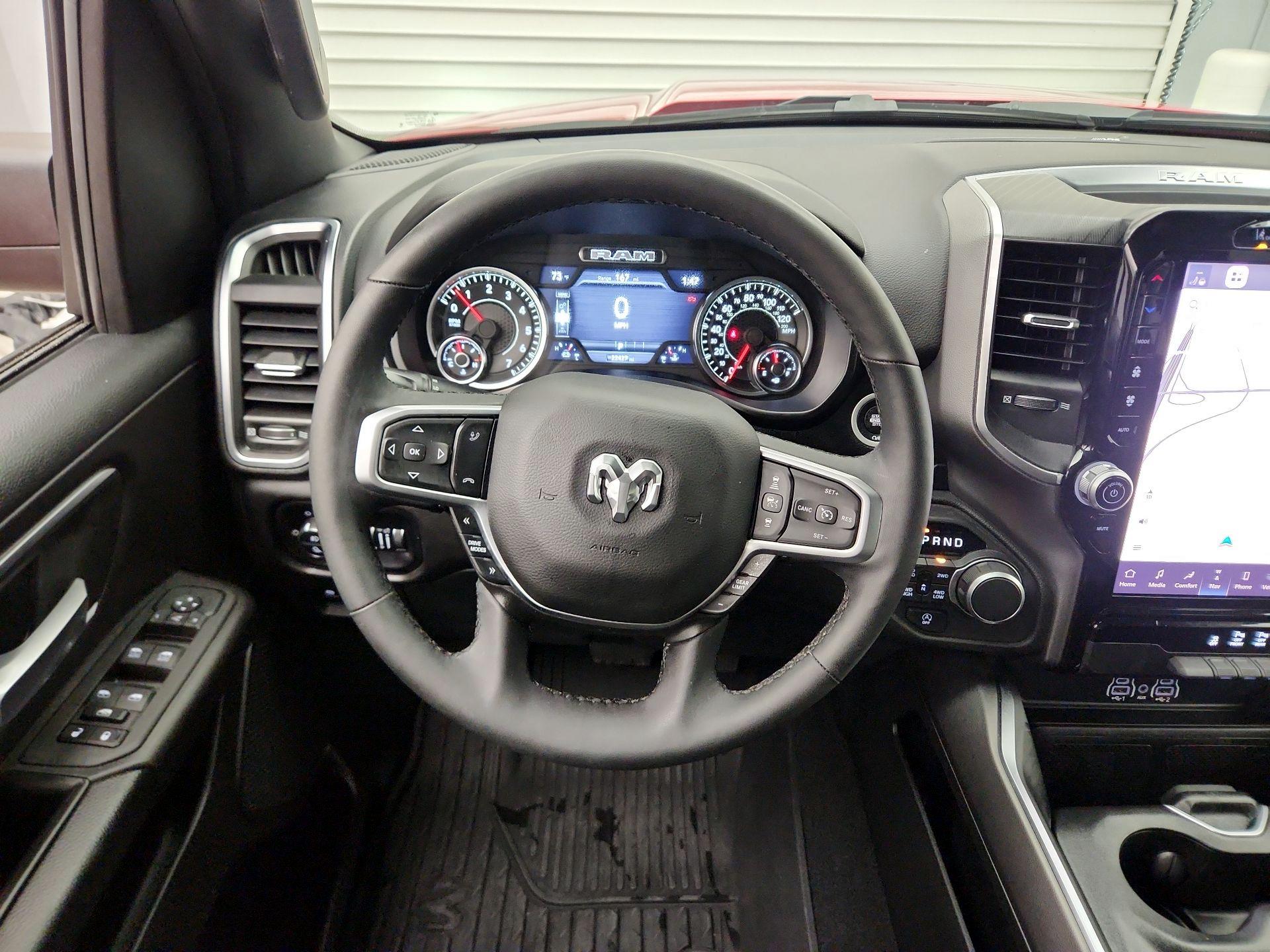 Thumbnail: 2025 RAM 1500 - 10