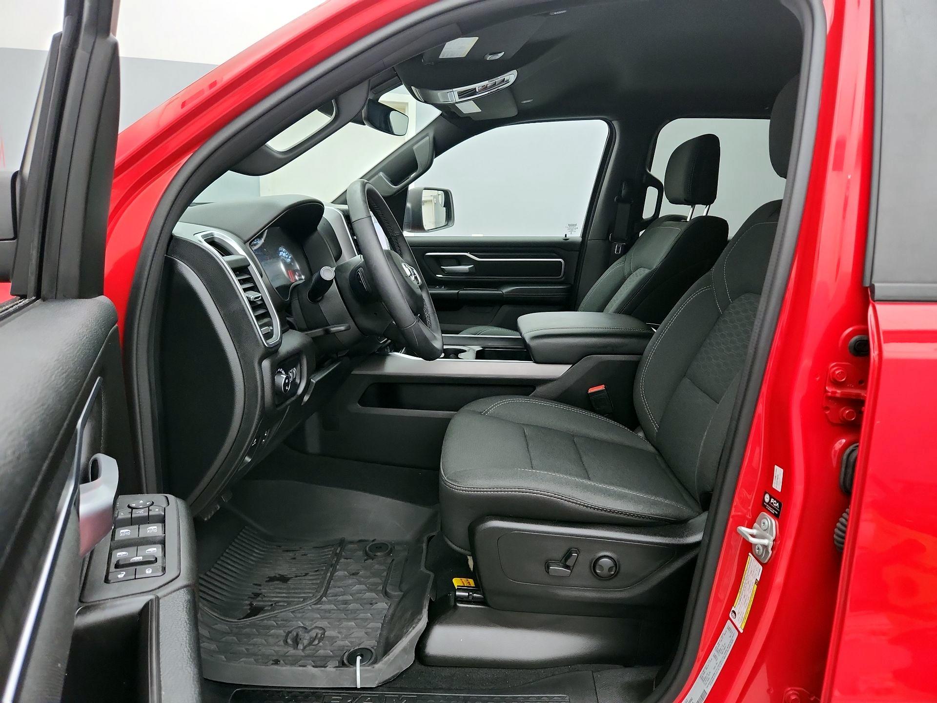 Thumbnail: 2025 RAM 1500 - 11