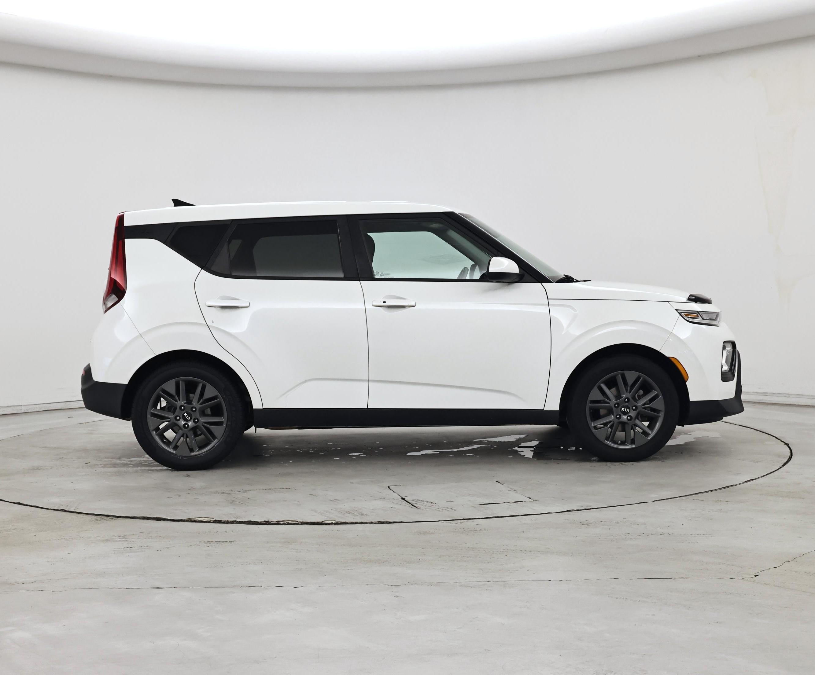Thumbnail: 2020 Kia Soul - 7