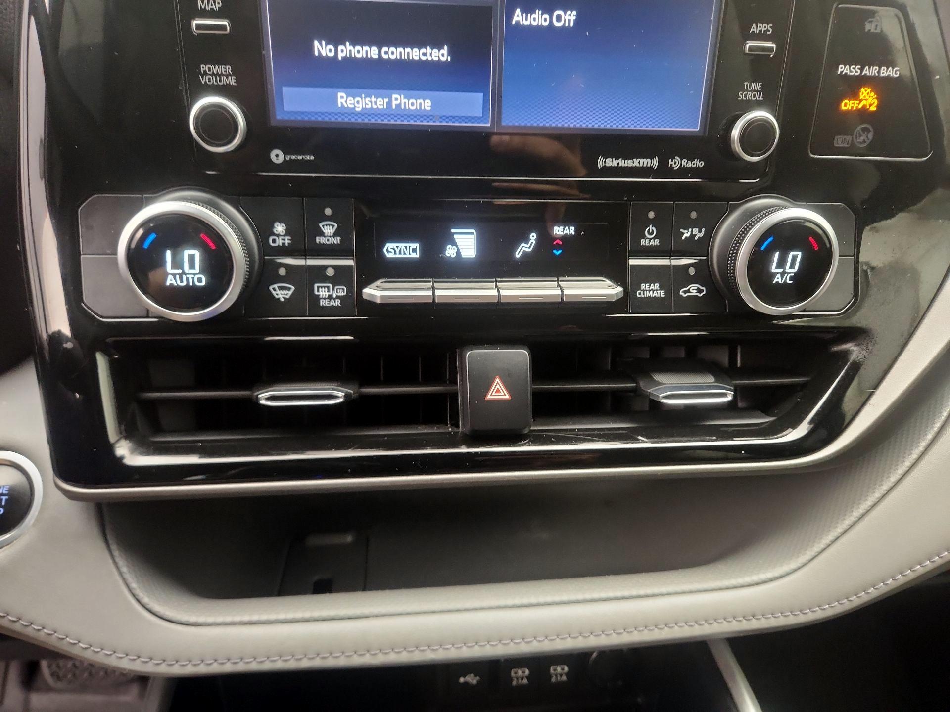 Thumbnail: 2021 Toyota Highlander - 16