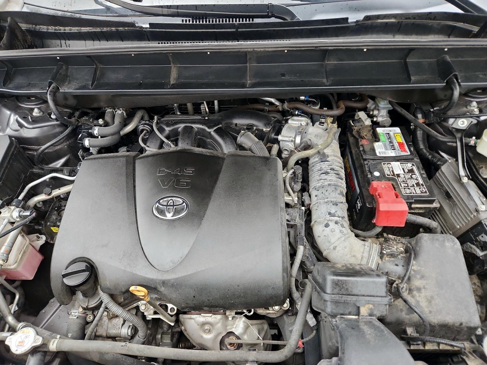2021 Toyota Highlander LE - Photo 22