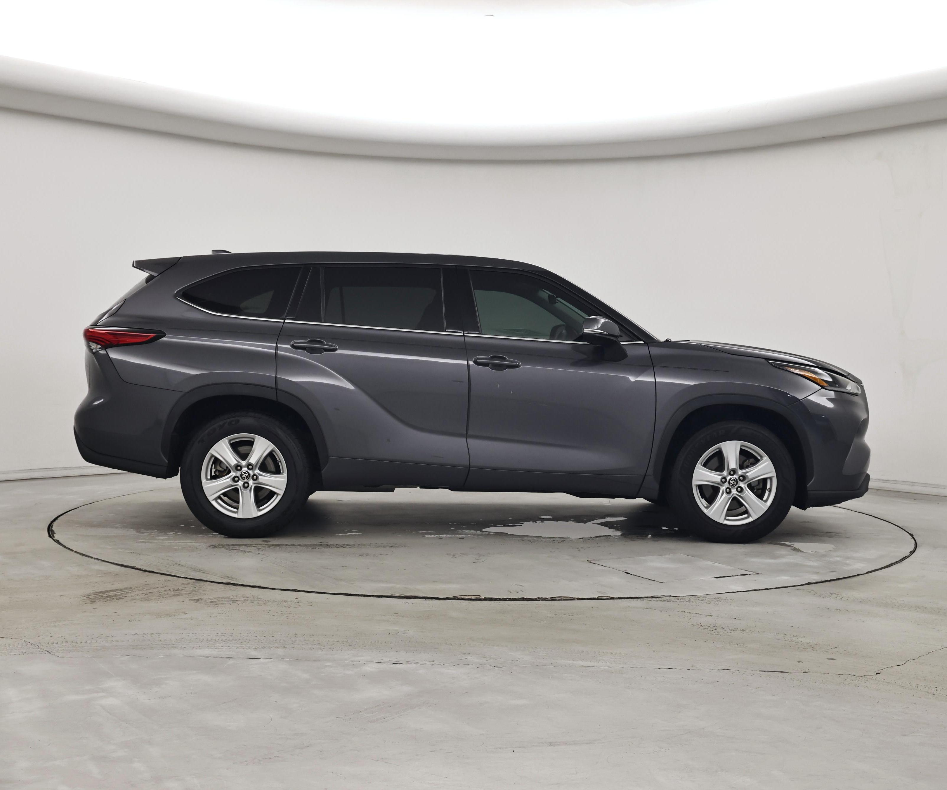 Thumbnail: 2021 Toyota Highlander - 7