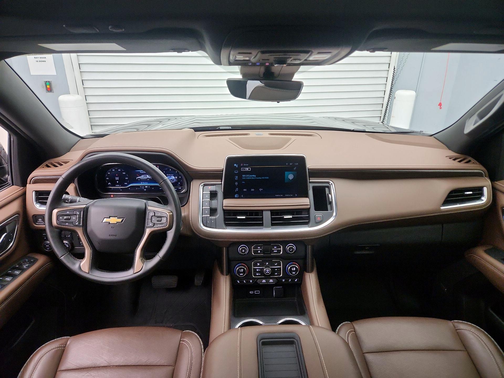 Thumbnail: 2023 Chevrolet Suburban - 9