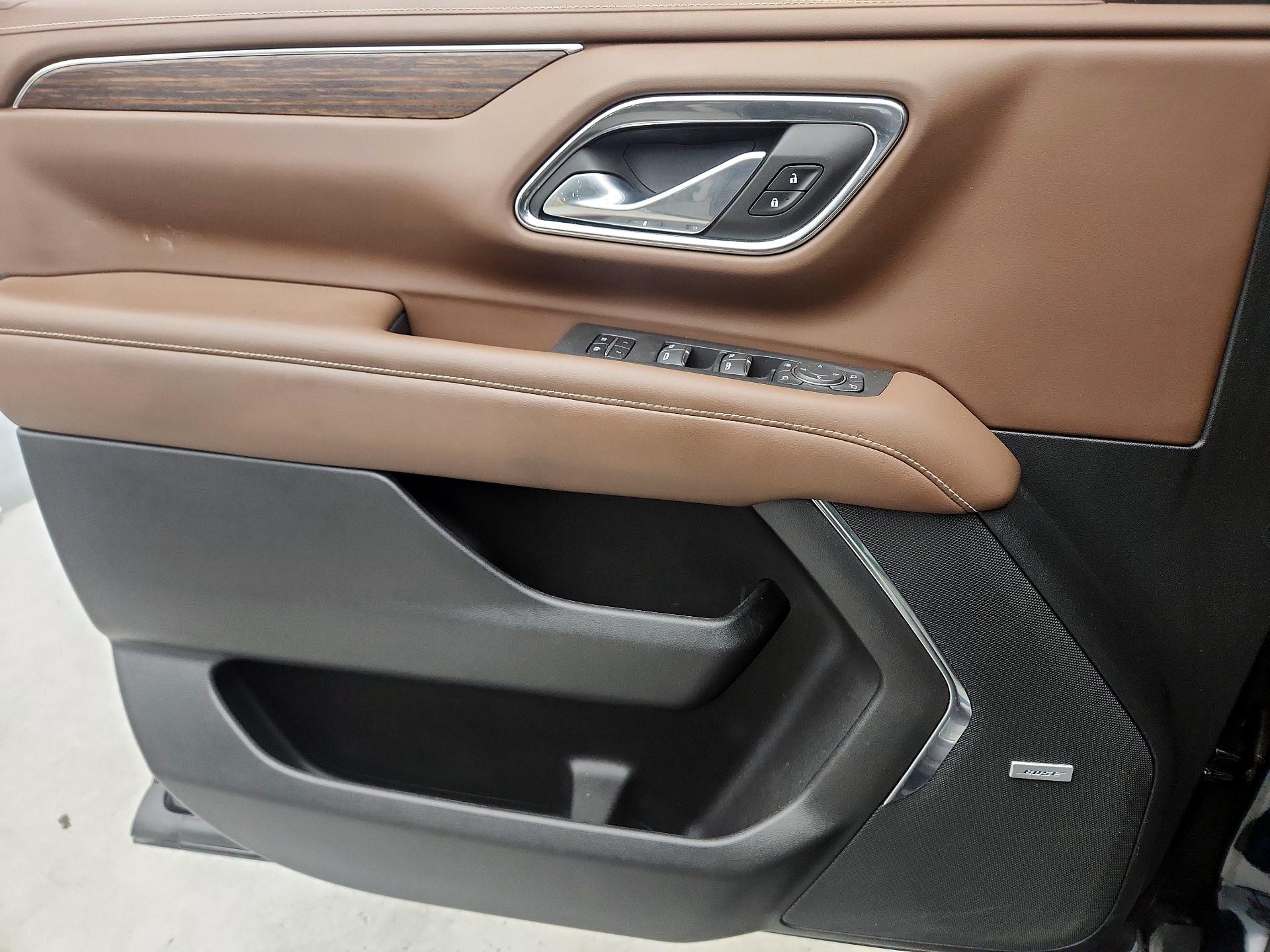 Thumbnail: 2023 Chevrolet Suburban - 12
