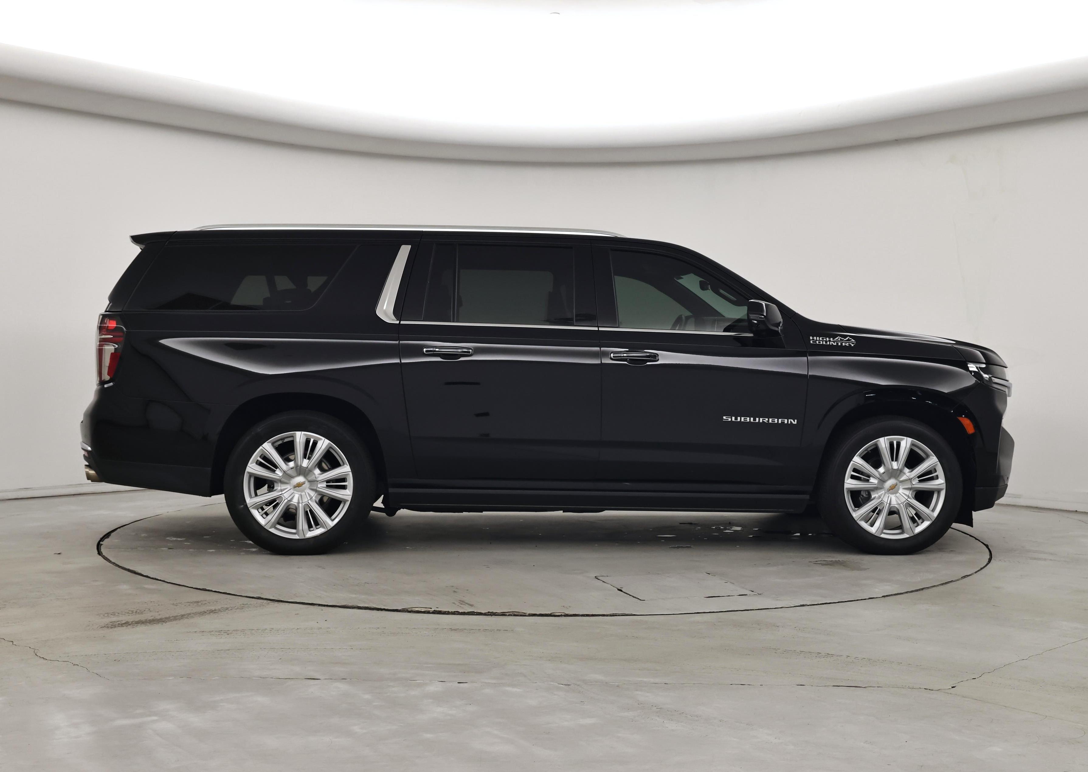 Thumbnail: 2023 Chevrolet Suburban - 7