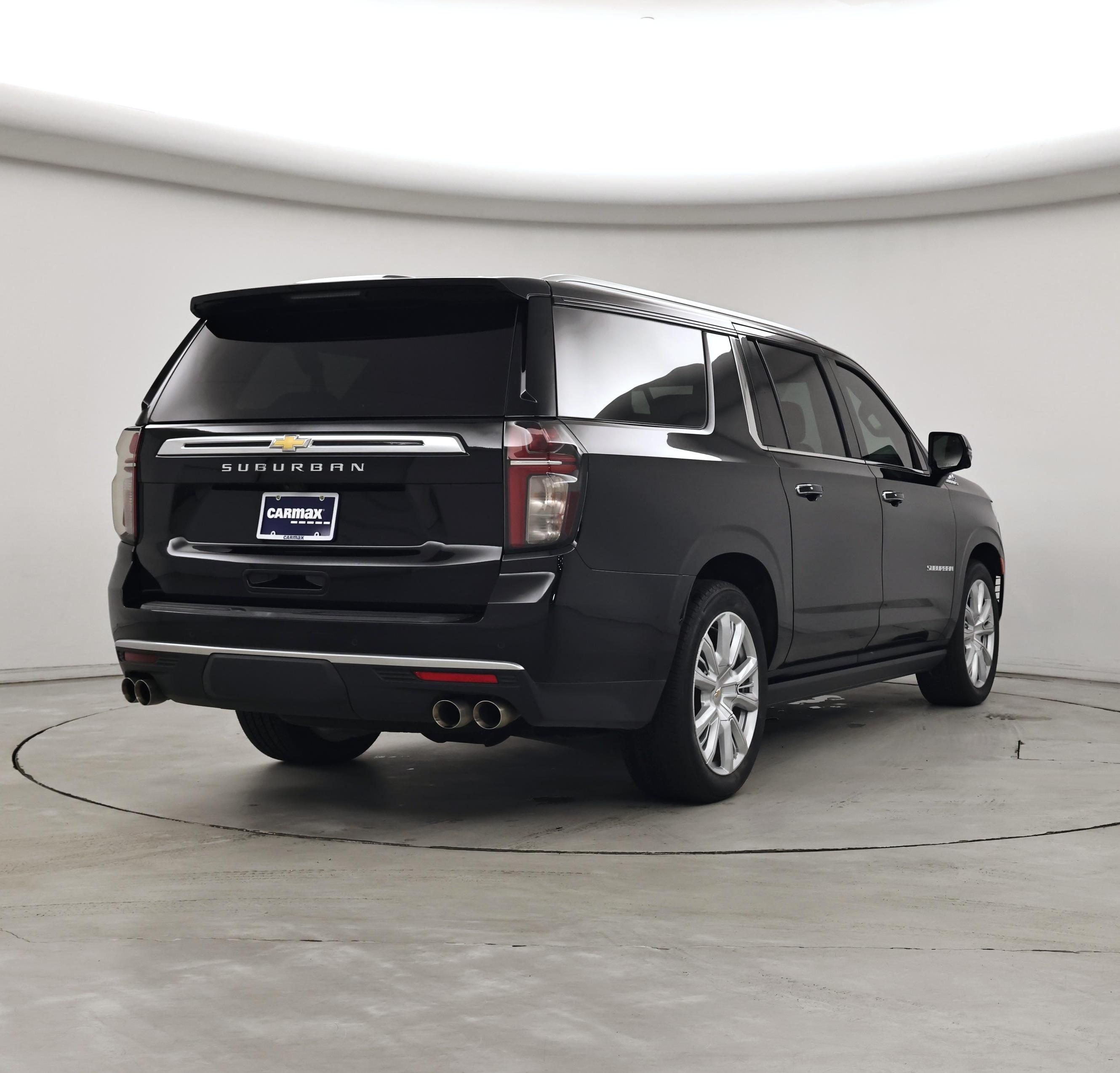 Thumbnail: 2023 Chevrolet Suburban - 8