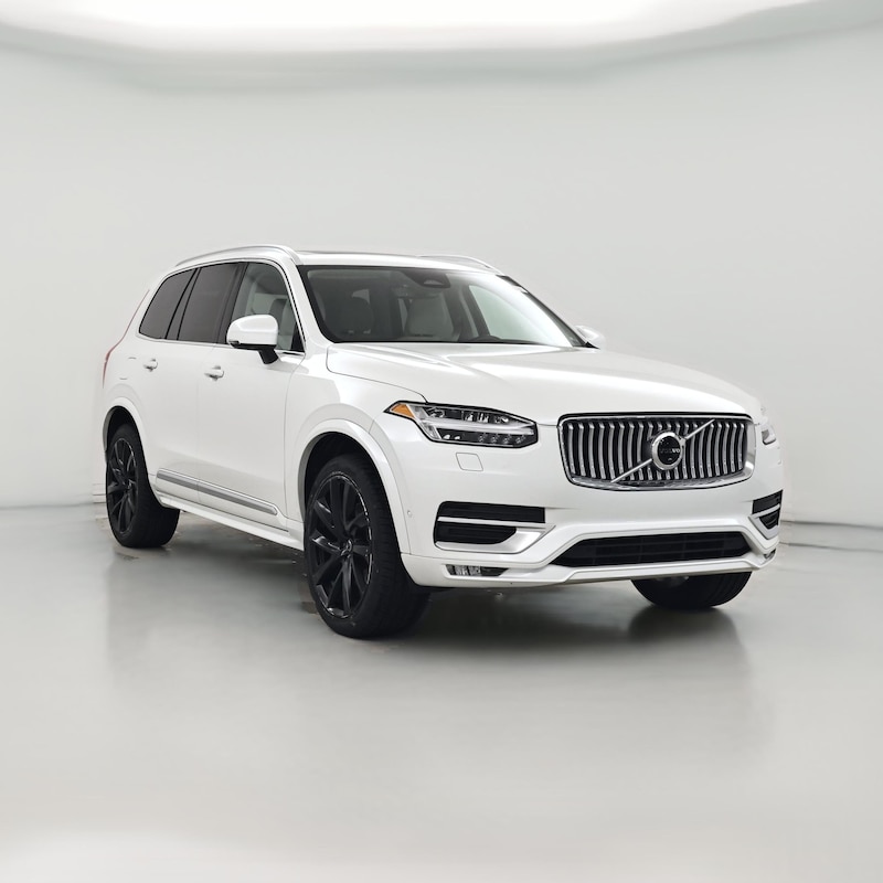 2023 Volvo XC90 B6 Plus
