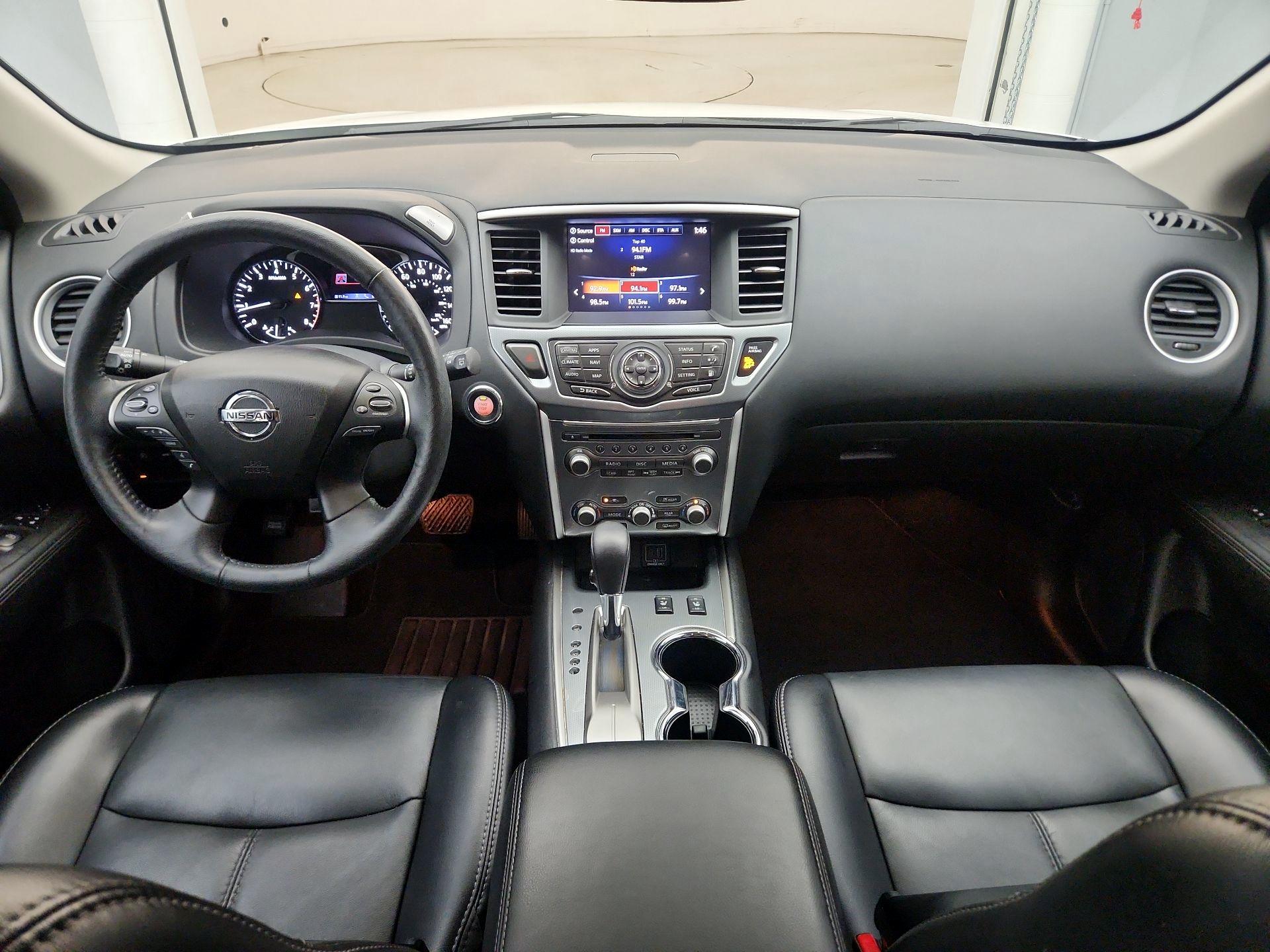 Thumbnail: 2019 Nissan Pathfinder - 9