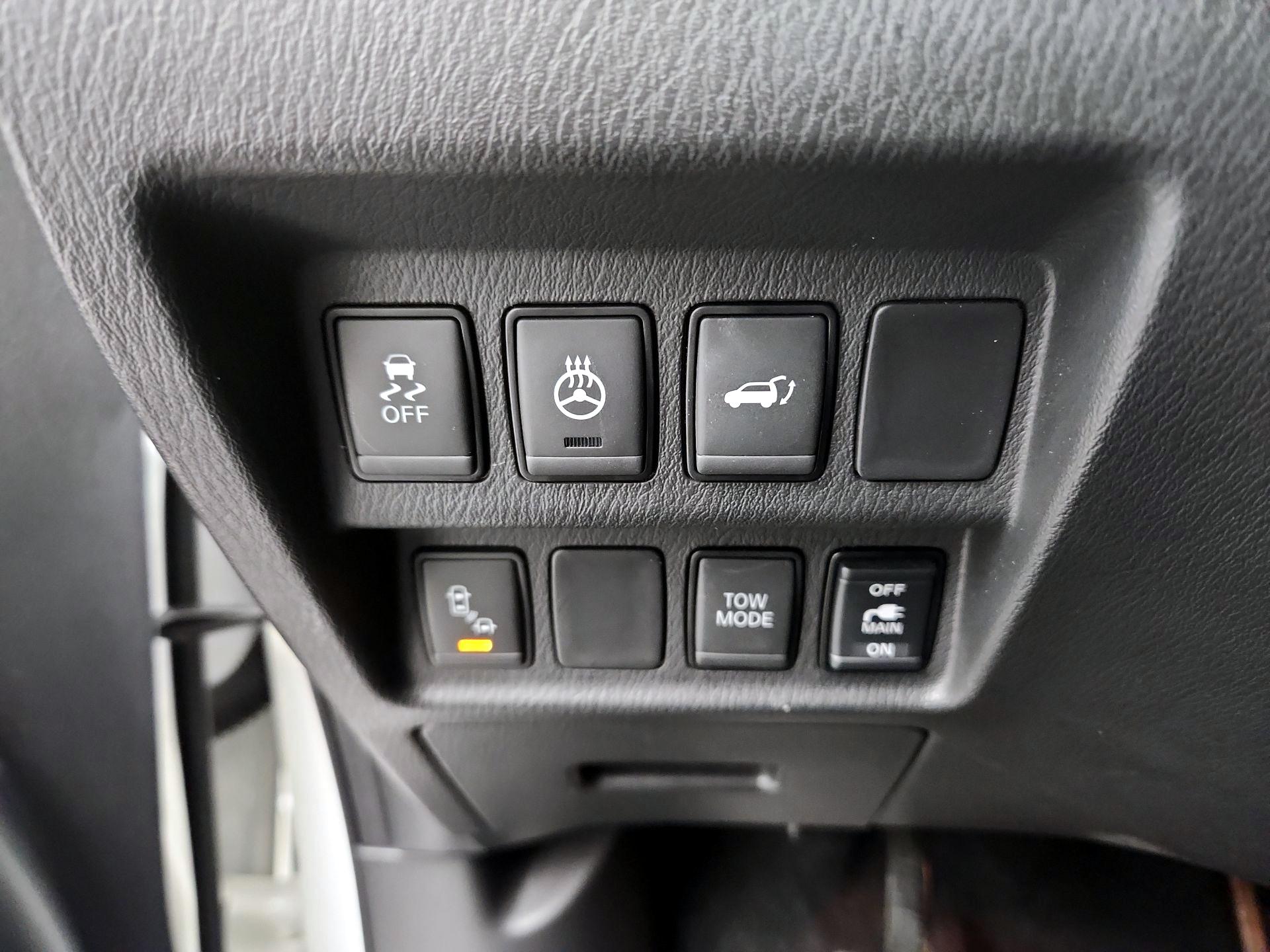 Thumbnail: 2019 Nissan Pathfinder - 13