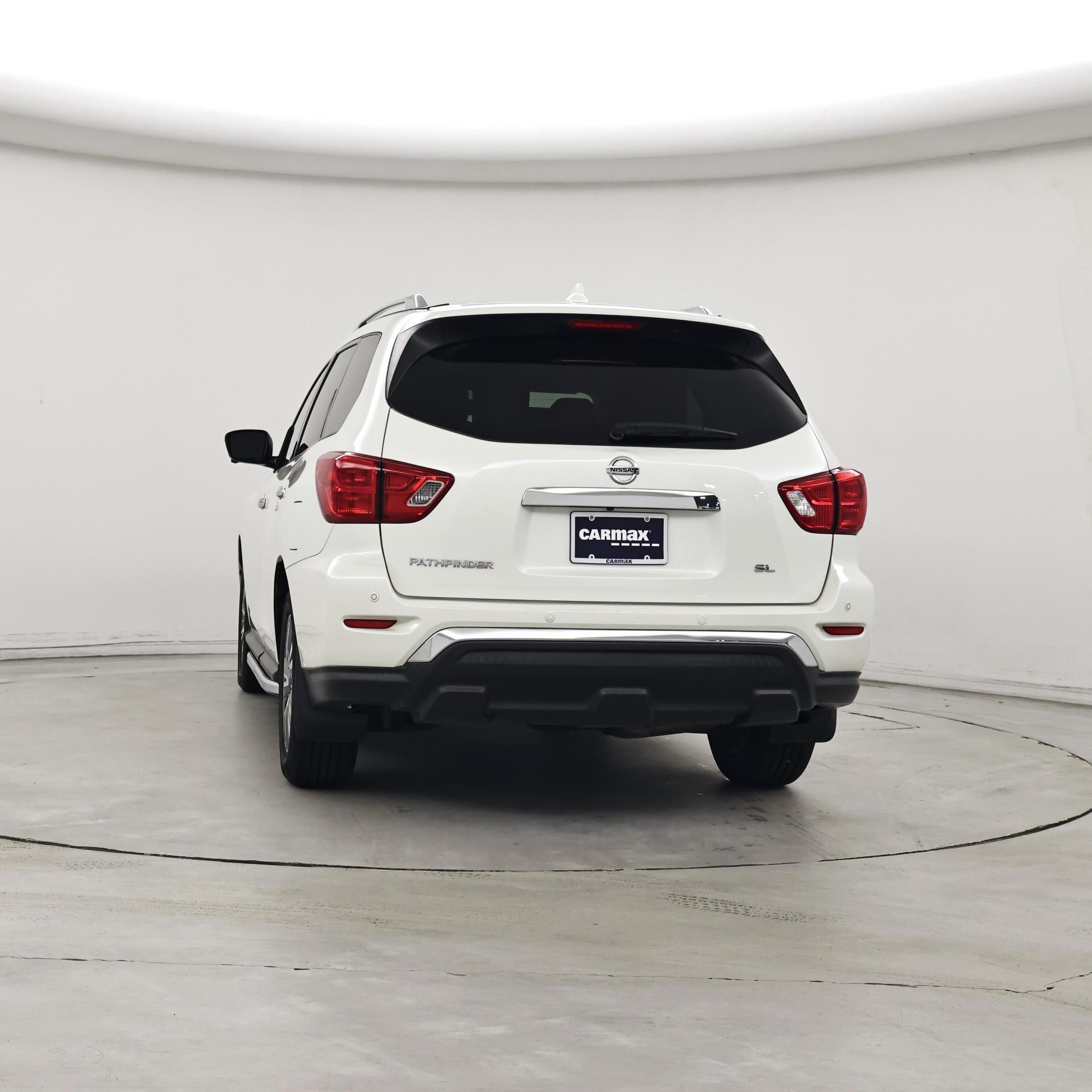 Thumbnail: 2019 Nissan Pathfinder - 6