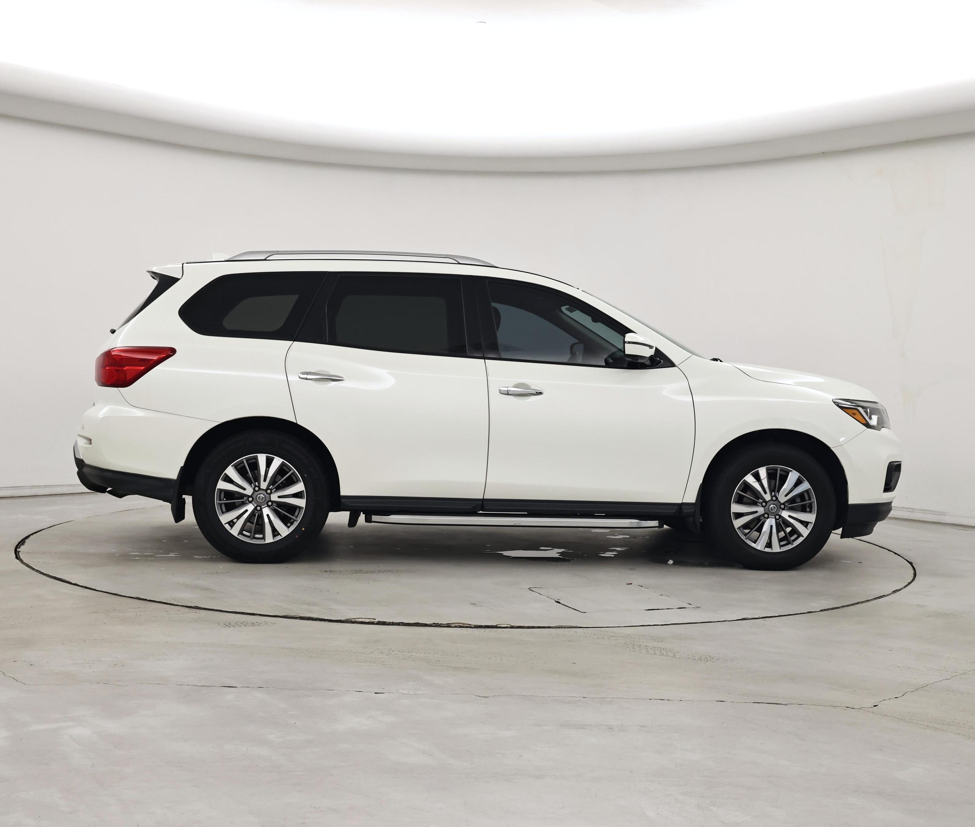 Thumbnail: 2019 Nissan Pathfinder - 7