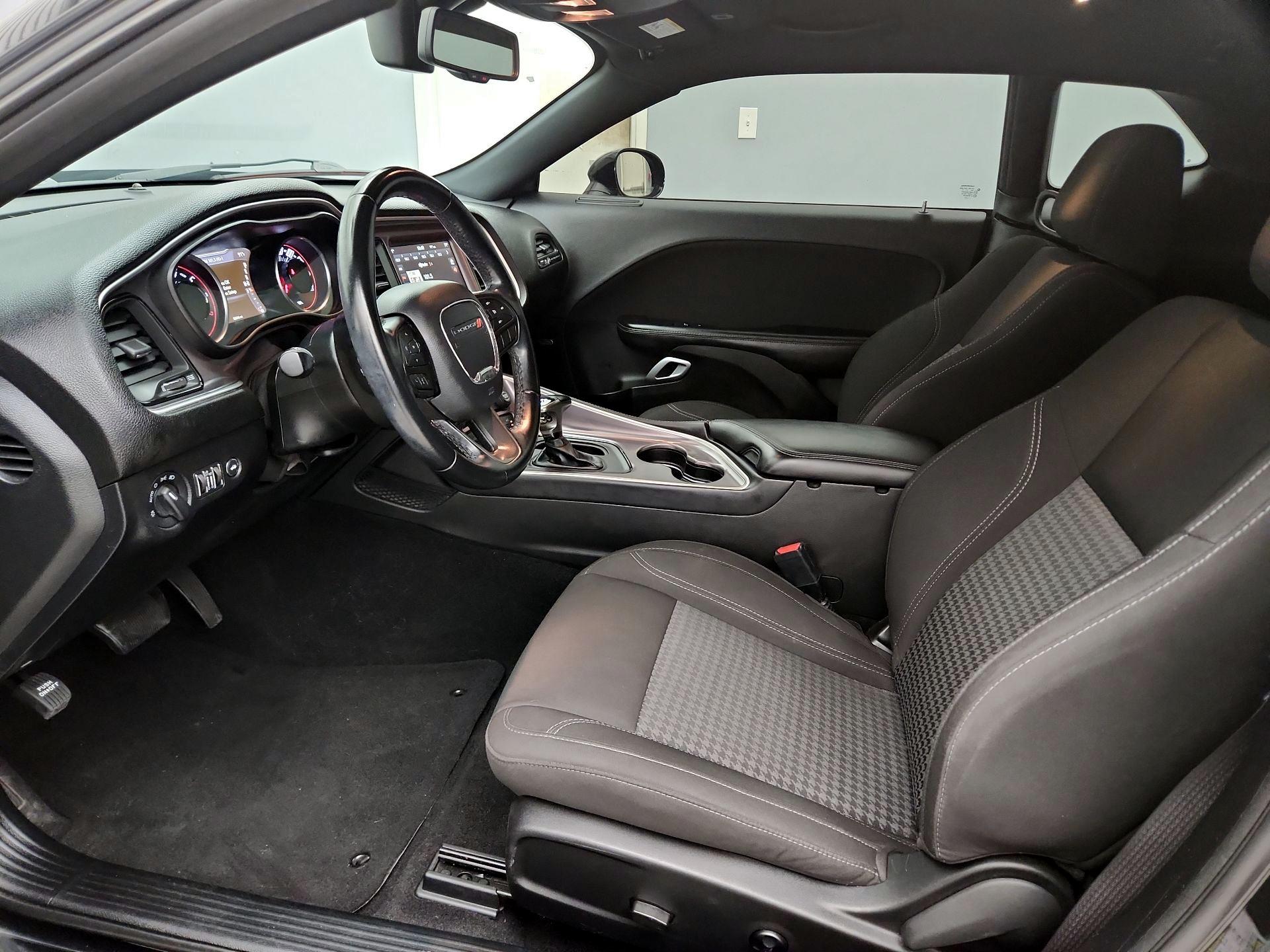 Thumbnail: 2021 Dodge Challenger - 11