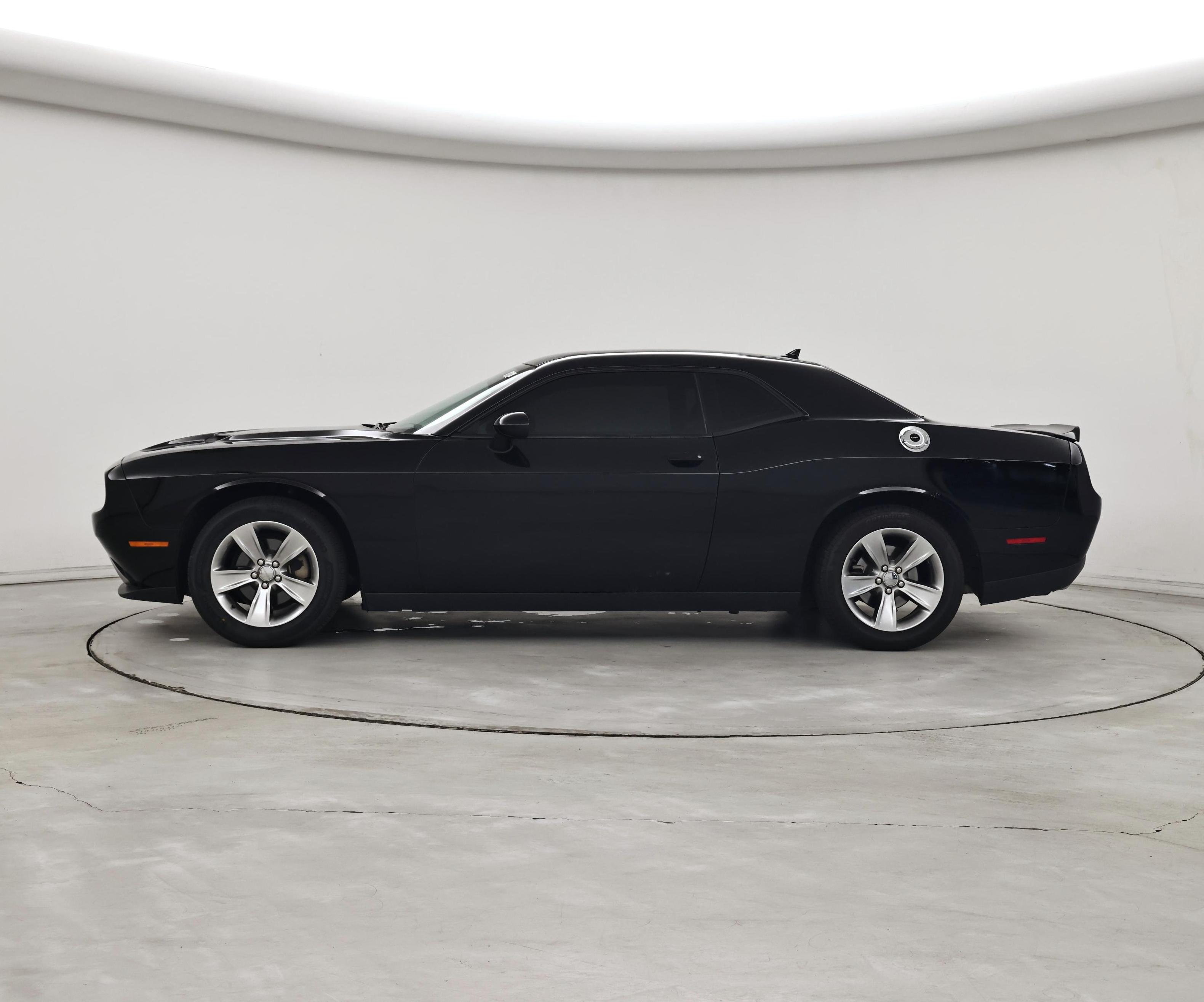 Thumbnail: 2021 Dodge Challenger - 3