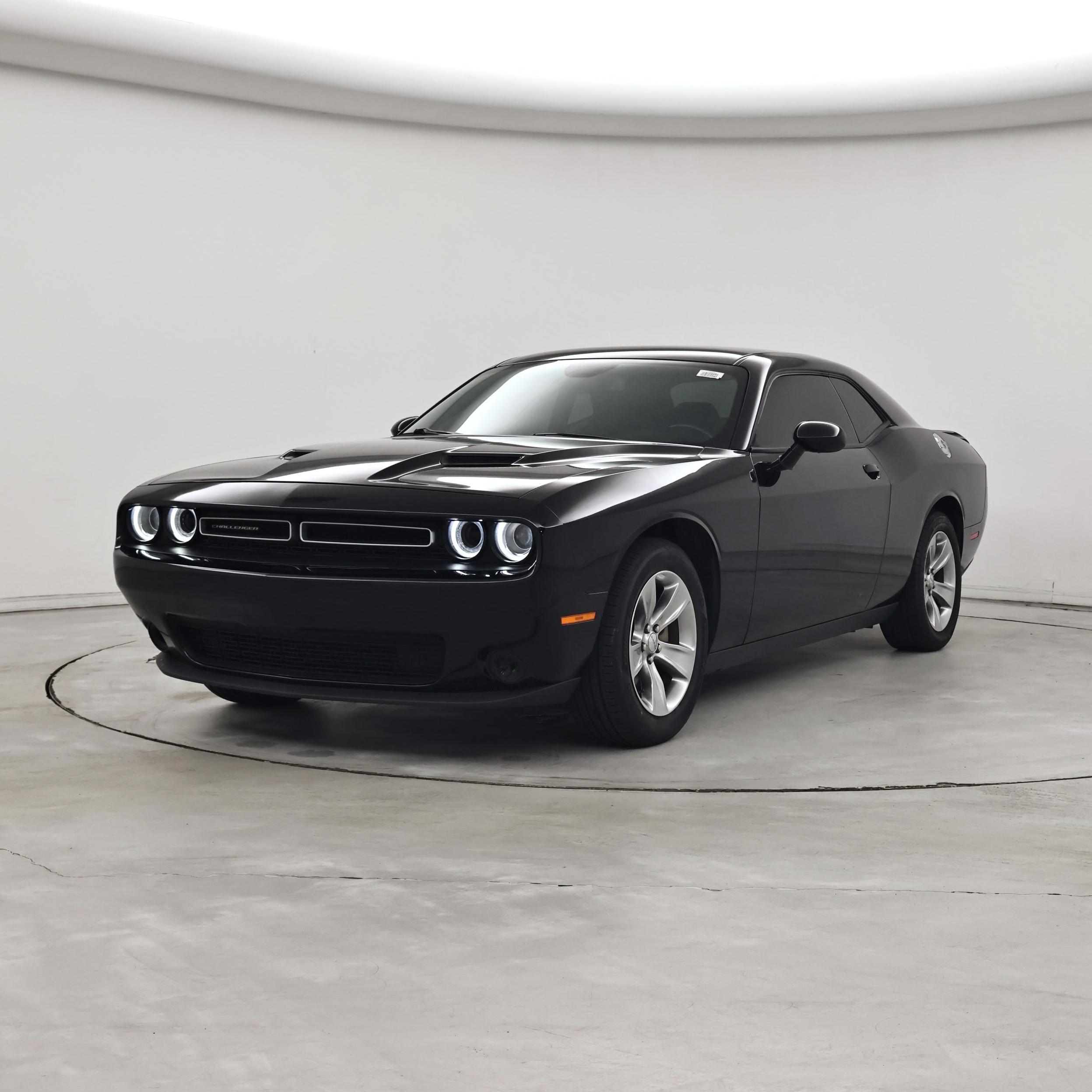 Thumbnail: 2021 Dodge Challenger - 4