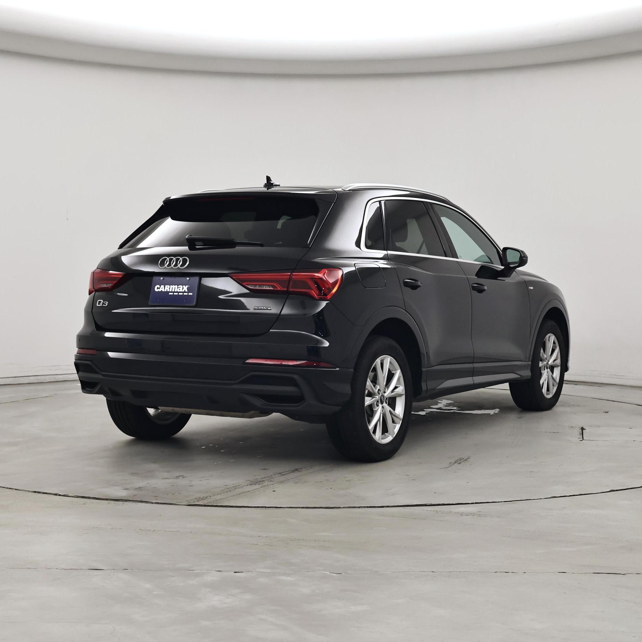 Thumbnail: 2023 Audi Q3 - 8